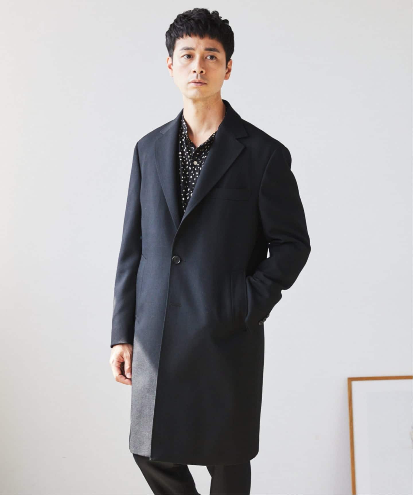 美品 Lサイズ カシミヤ エディフィス チェスターコート 近年モデル ブラック SUPER 140's ウール / カシミヤ チェスターコート（チェスター