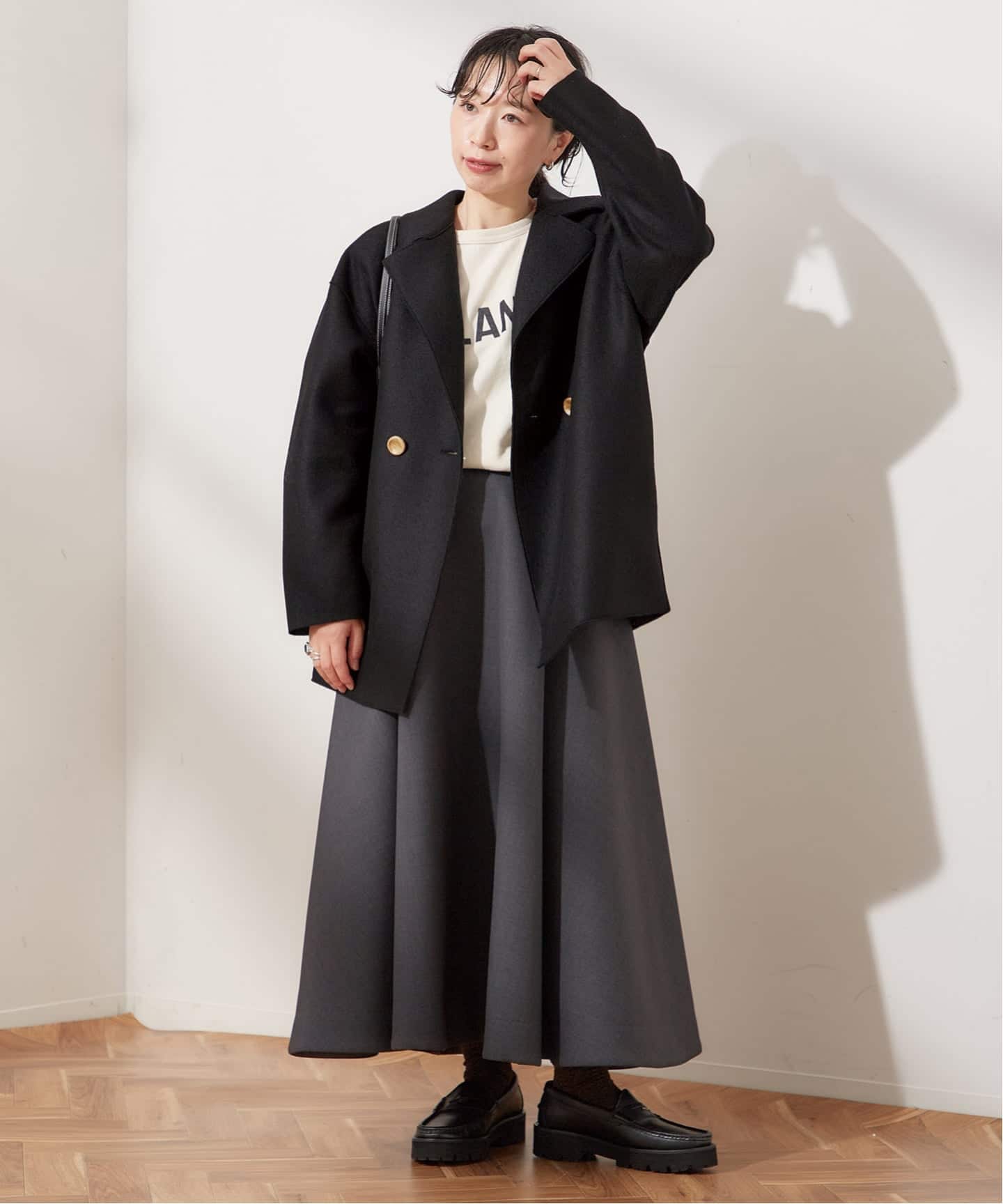 予約》【HARRIS WHARF LONDON】Women dropped shoulder d.b.