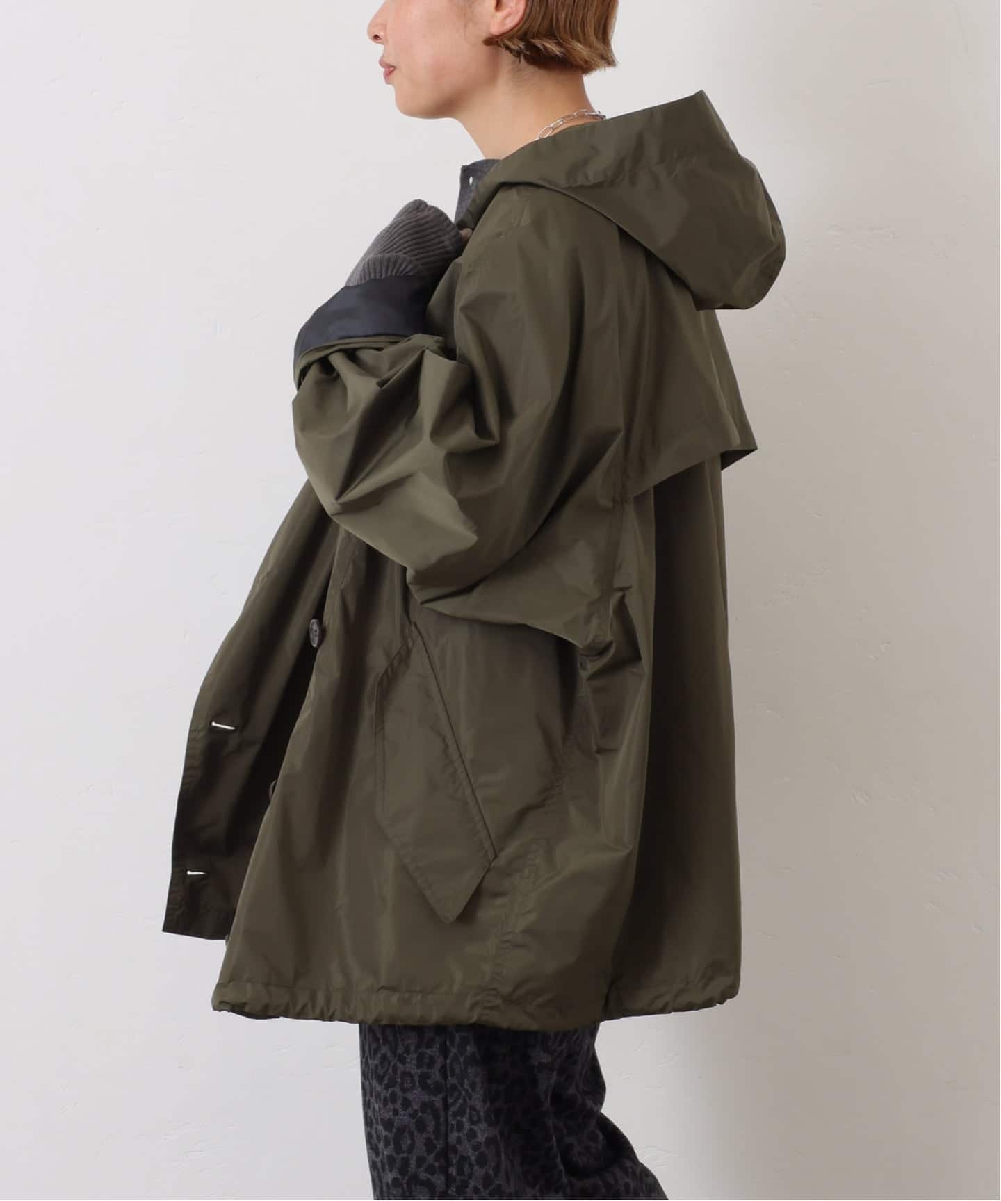 予約》ナイロンハーフコート（フードコート）｜journal standard luxe