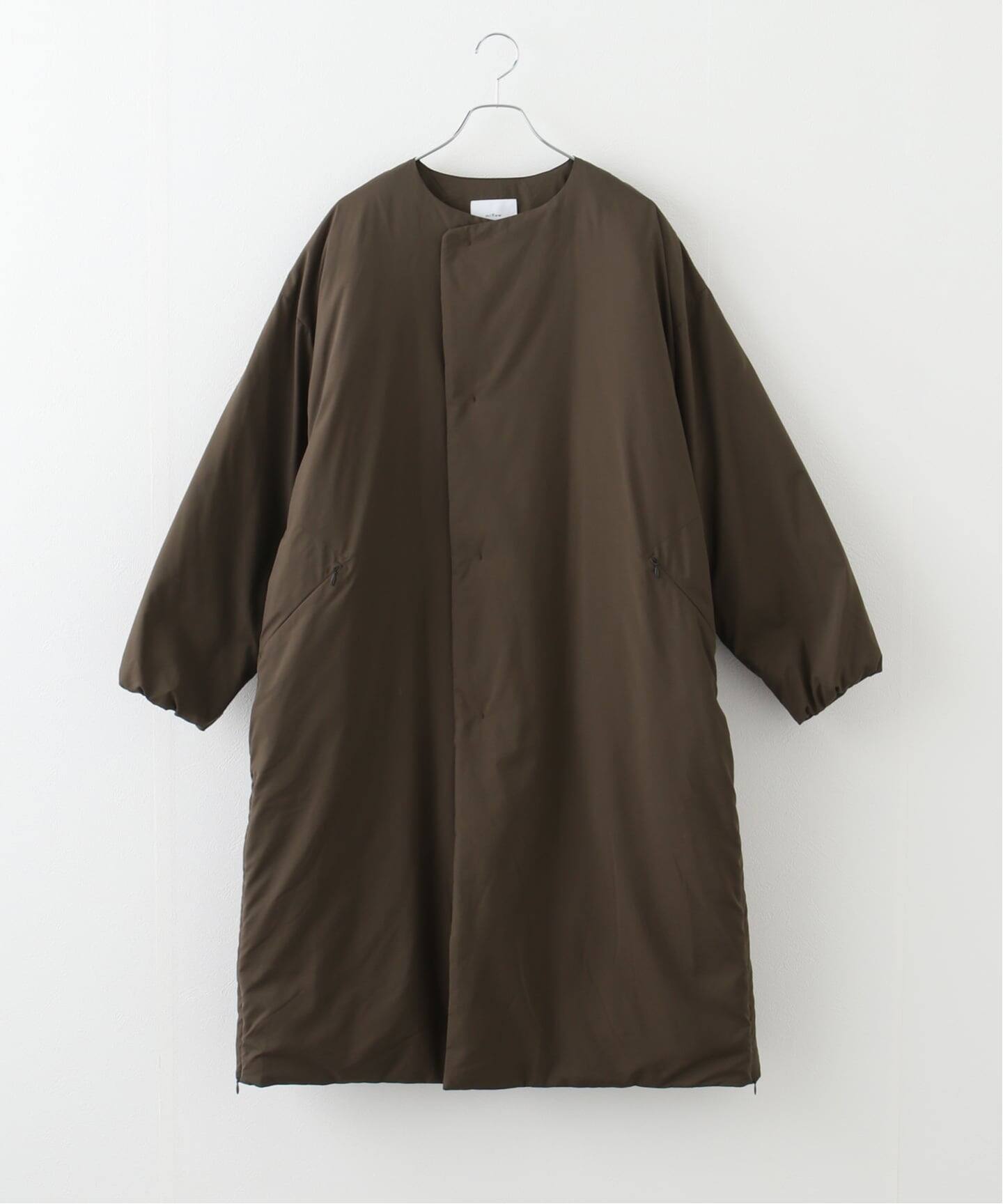 miffew】COLLARLESS DOWN COAT（ダウンジャケット）｜journal standard