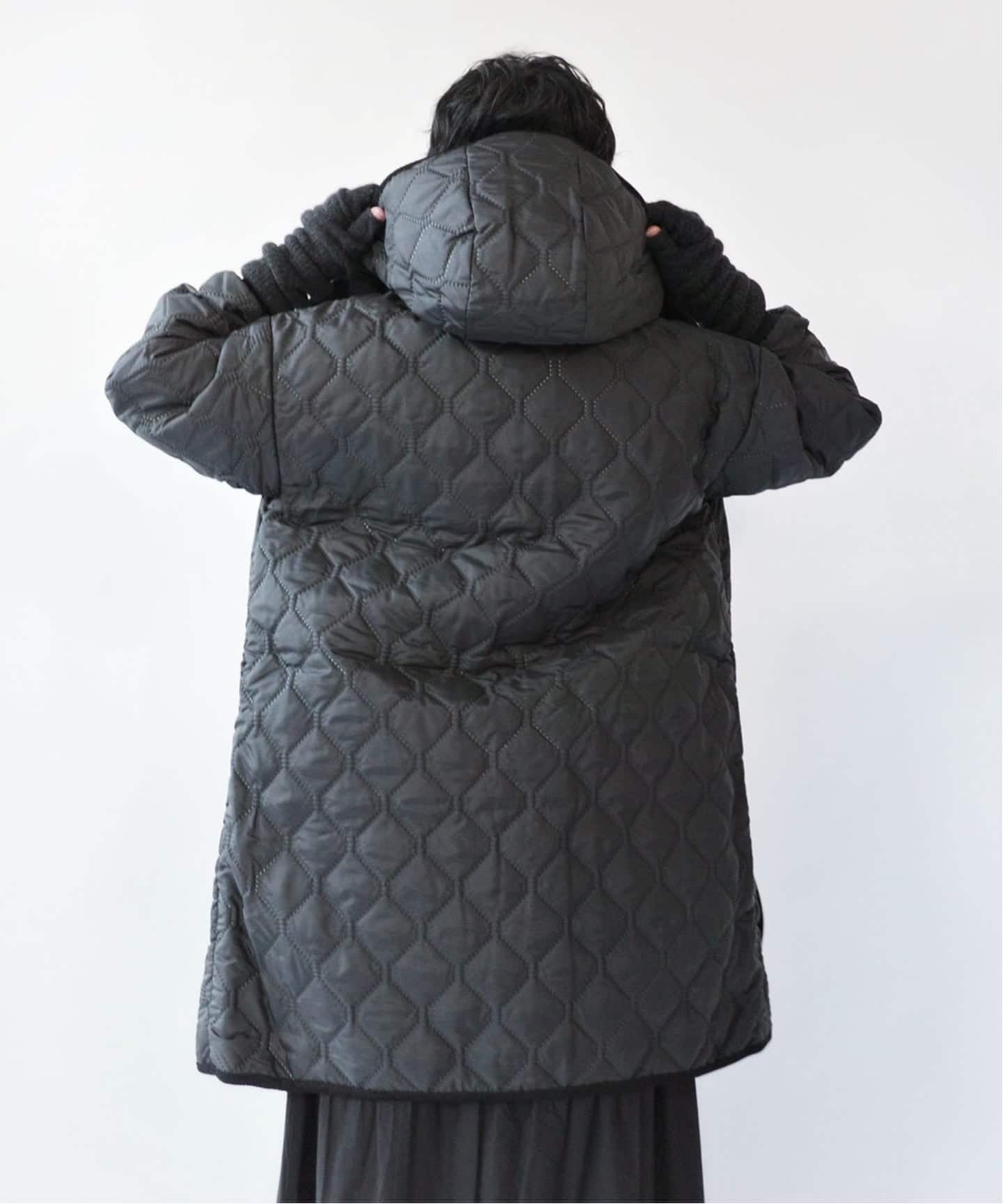 ARMEN】OVERSIZED HOODED COAT（中綿・キルティング）｜journal