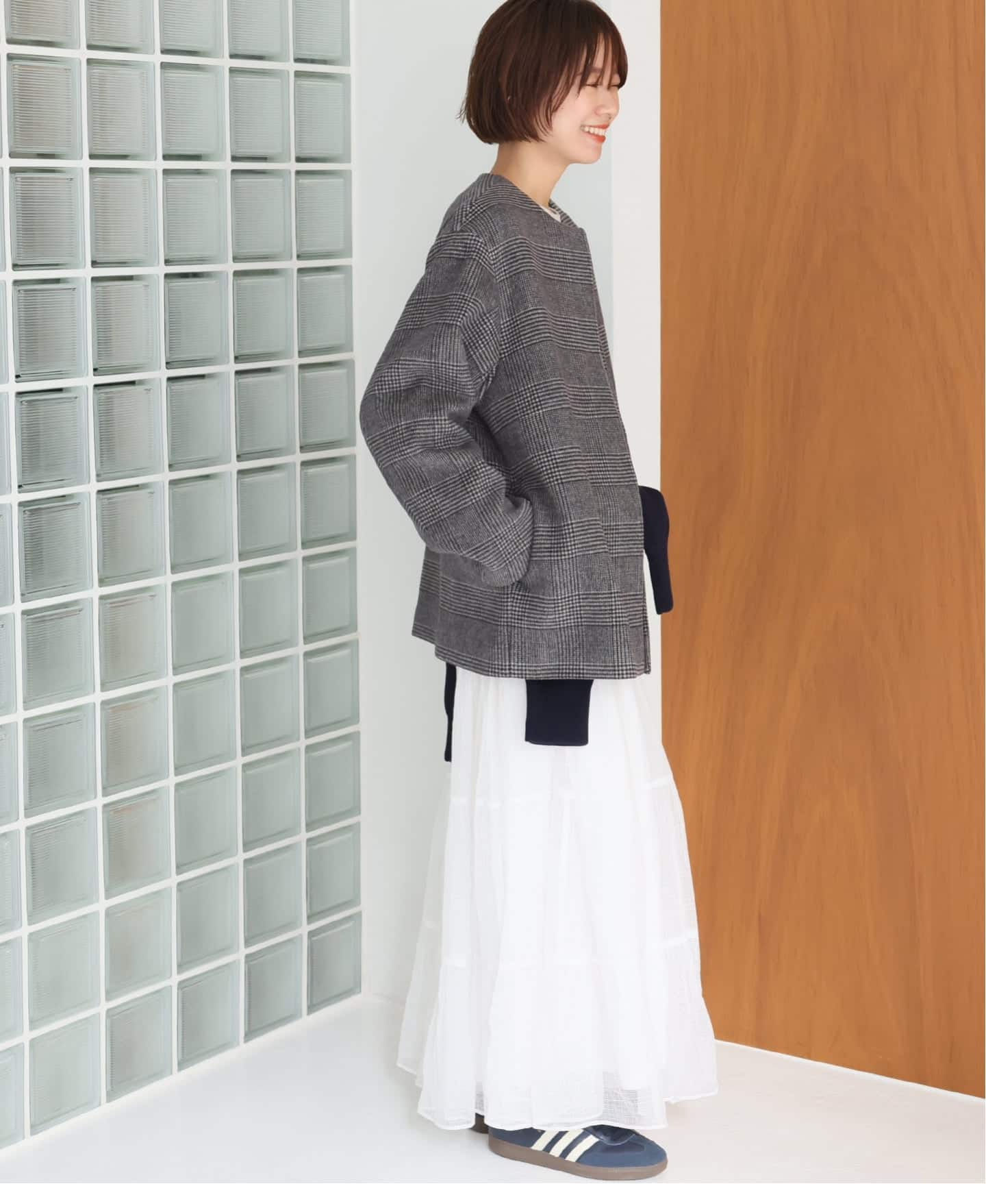 追加》スーパーファインビーバークルーネックコート（ノーカラー