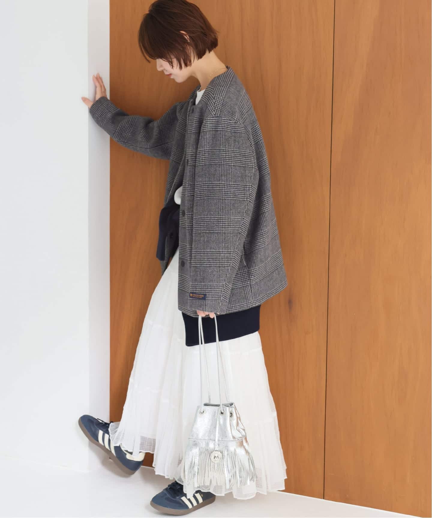 追加》スーパーファインビーバークルーネックコート（ノーカラー