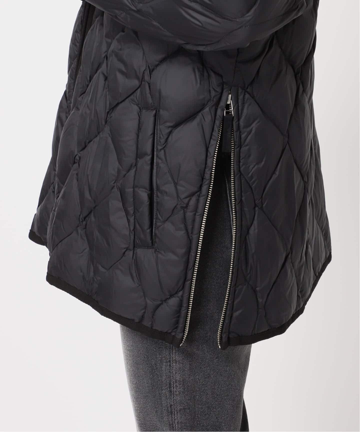 追加予約》別注【TAION / タイオン】 フードダウンコート（ダウン