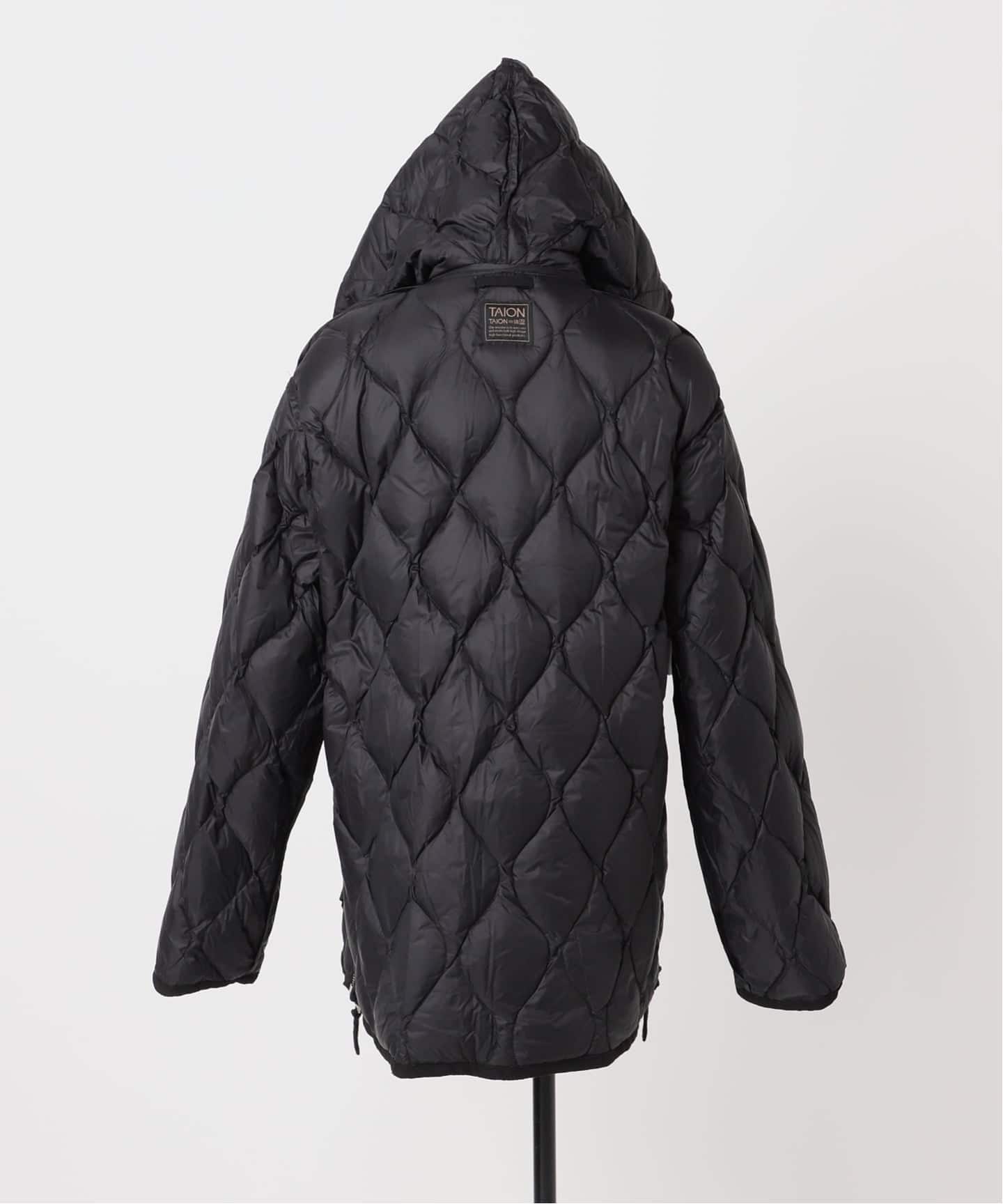 追加予約》別注【TAION / タイオン】 フードダウンコート（ダウン
