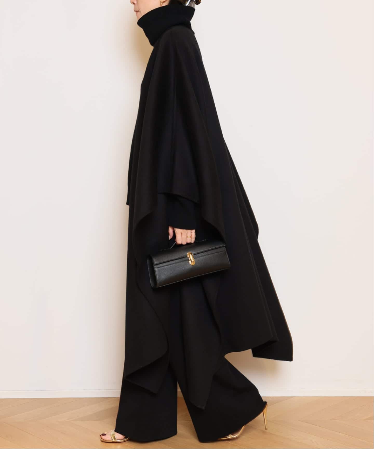 LA COLLECTION/ラ コレクション】PONCHO コート（その他ブルゾン