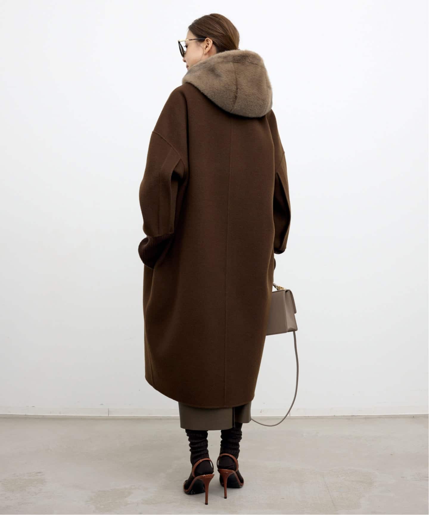 新品アパルトモン ルーアンドレア Fake Hood Coat 新品アパルトモン ルーアンドレア Fake Hood Coat