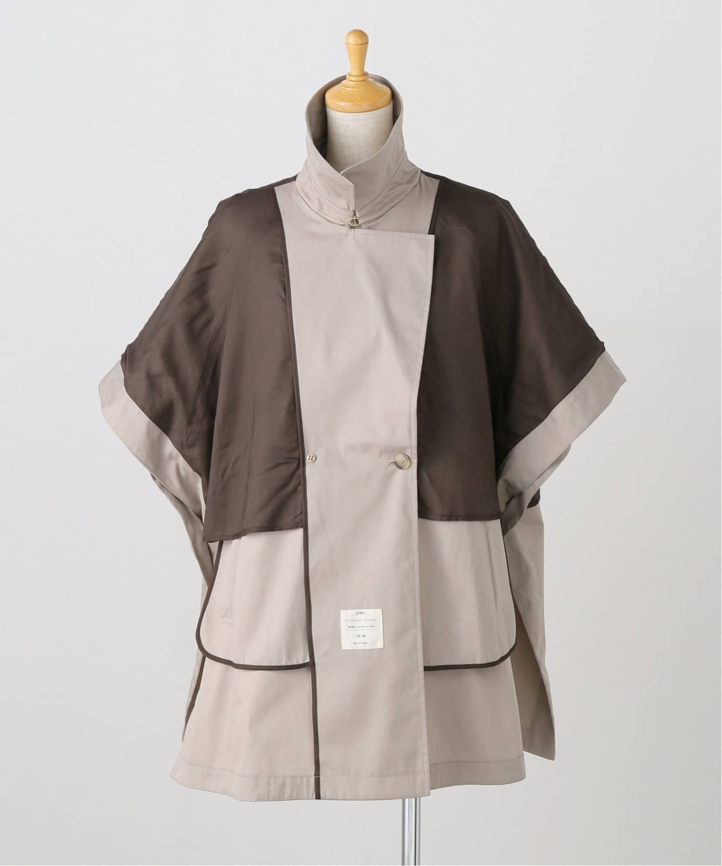 アウターその他 HERNO Women Outer IM000184D Beige HERNO/ヘルノ SHORT SLEEVE W COAT コート IM000184D（その他
