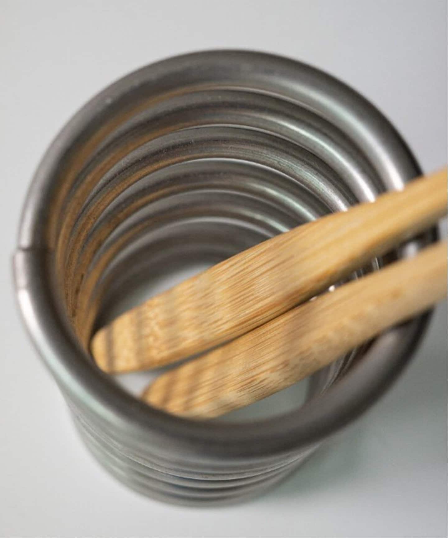 TUDES/トゥーデス】 SPIRAL HOLDER SV 歯ブラシホルダー