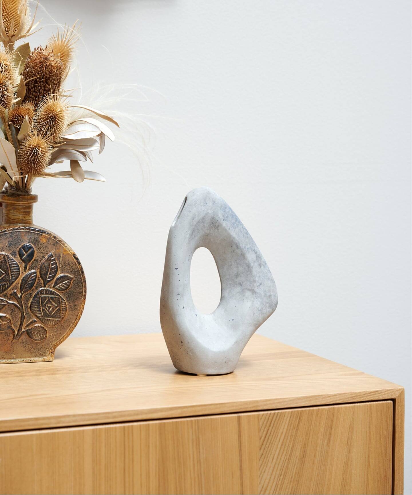 Schneid Studioフラワーベース SKRUF KOLONN ベース（グレー） 【花器 花瓶 フラワーベース