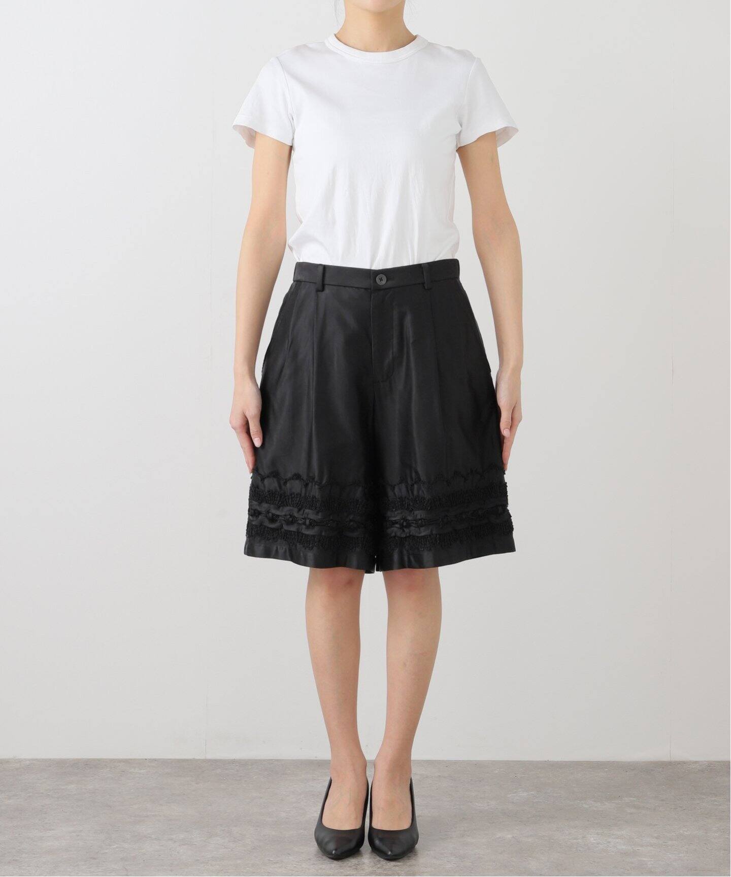 TAAKK EMBROIDERY SHORTS TASS25-PT002：ショートパンツ（ショート