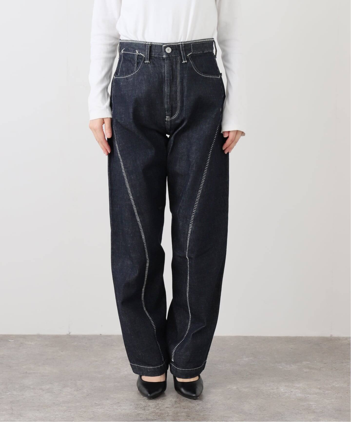 KURO THREE DIMENSIONAL CUTTING DENIM LAD 964228（デニムパンツ