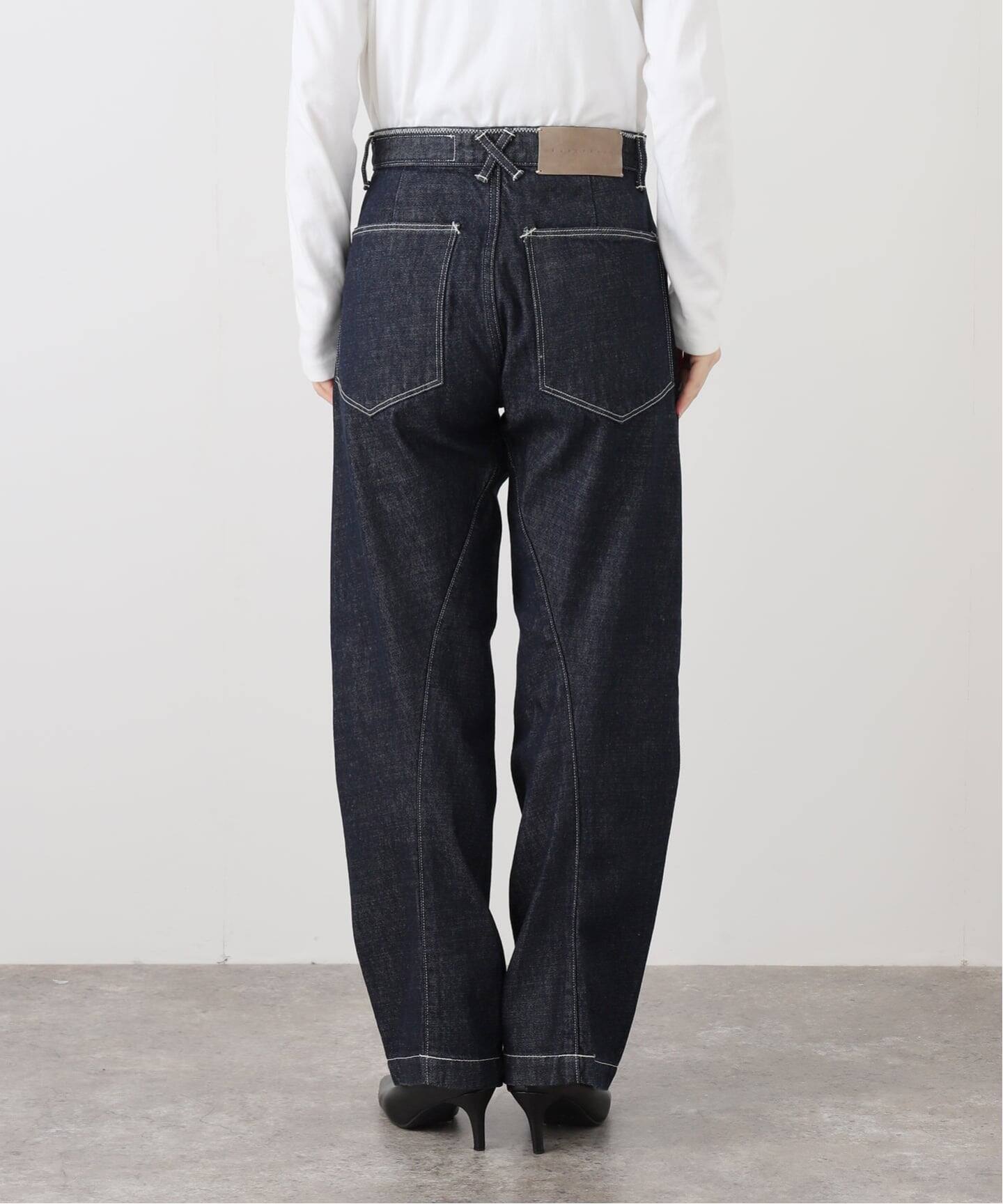 KURO THREE DIMENSIONAL CUTTING DENIM LAD 964228（デニムパンツ