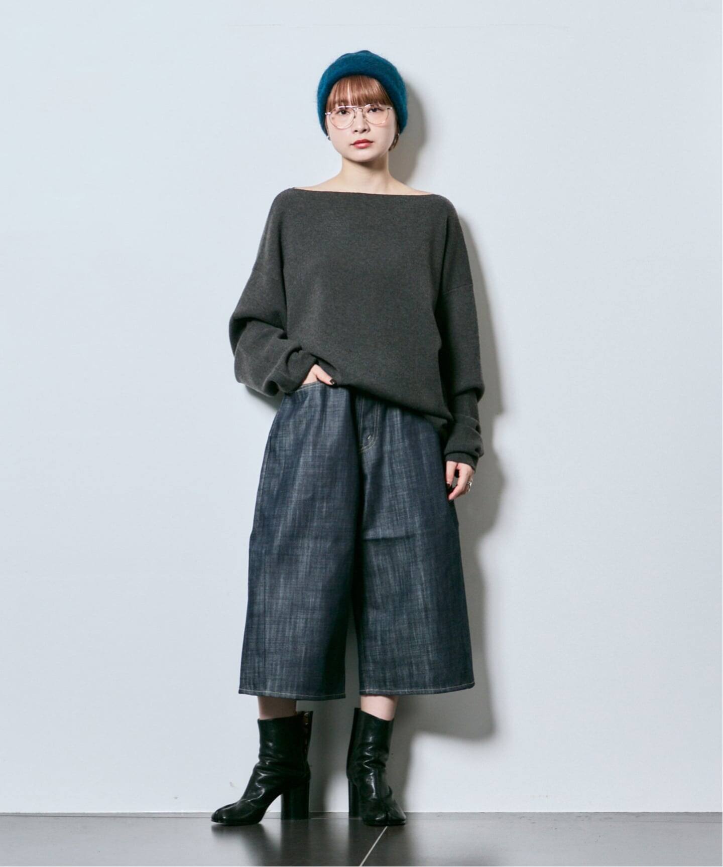 KURO WIDE SPREAD CROPPED SHORTS 964194：デニムショートパンツ