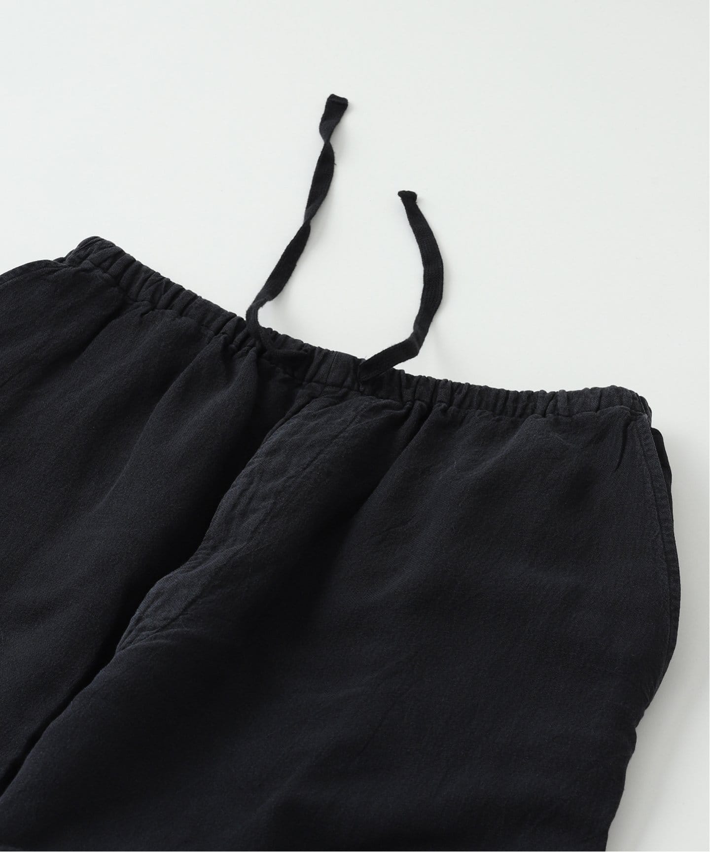 COMOLI コモリ フェードブラック ニータックパンツ COMOLI | フェードブラック ニータックパンツ MEN