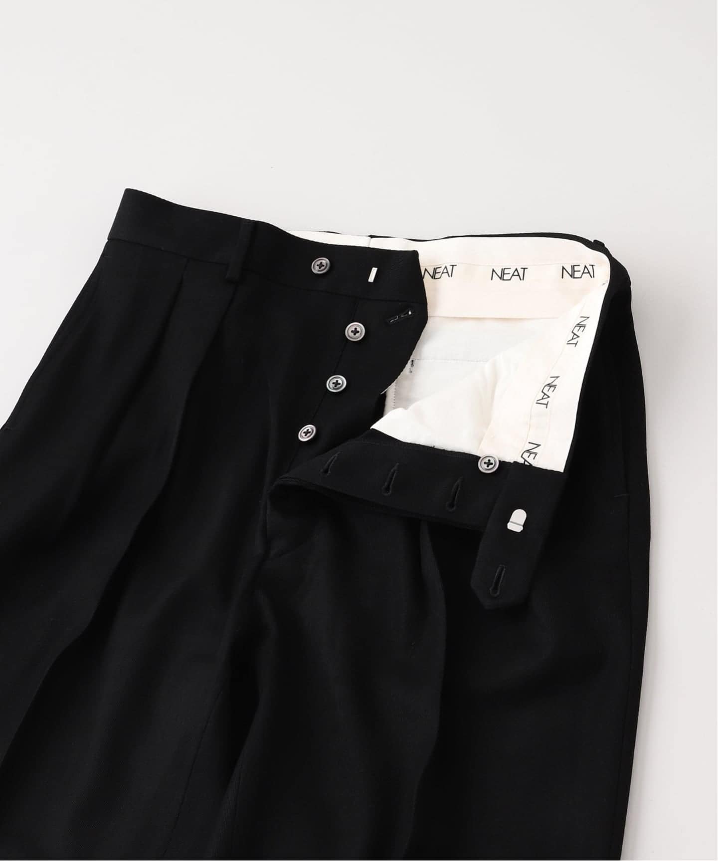 NEAT / ニート】Wool Tricotine Wide（スラックス）｜L'ECHOPPE（レ