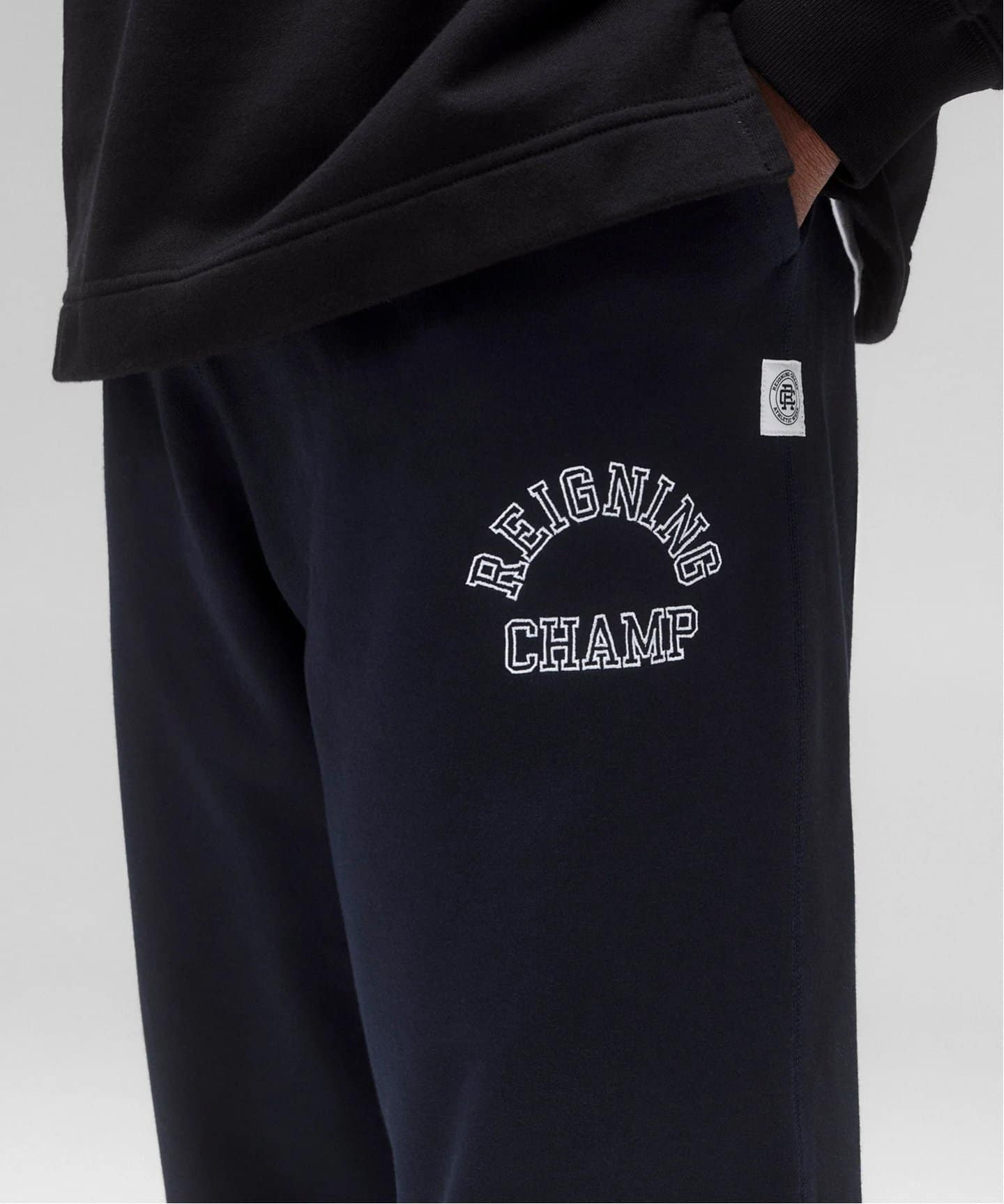 MIDWEIGHT TERRY ARCH LOGO SWEATPANT RC-5608（ジャージ／トラック
