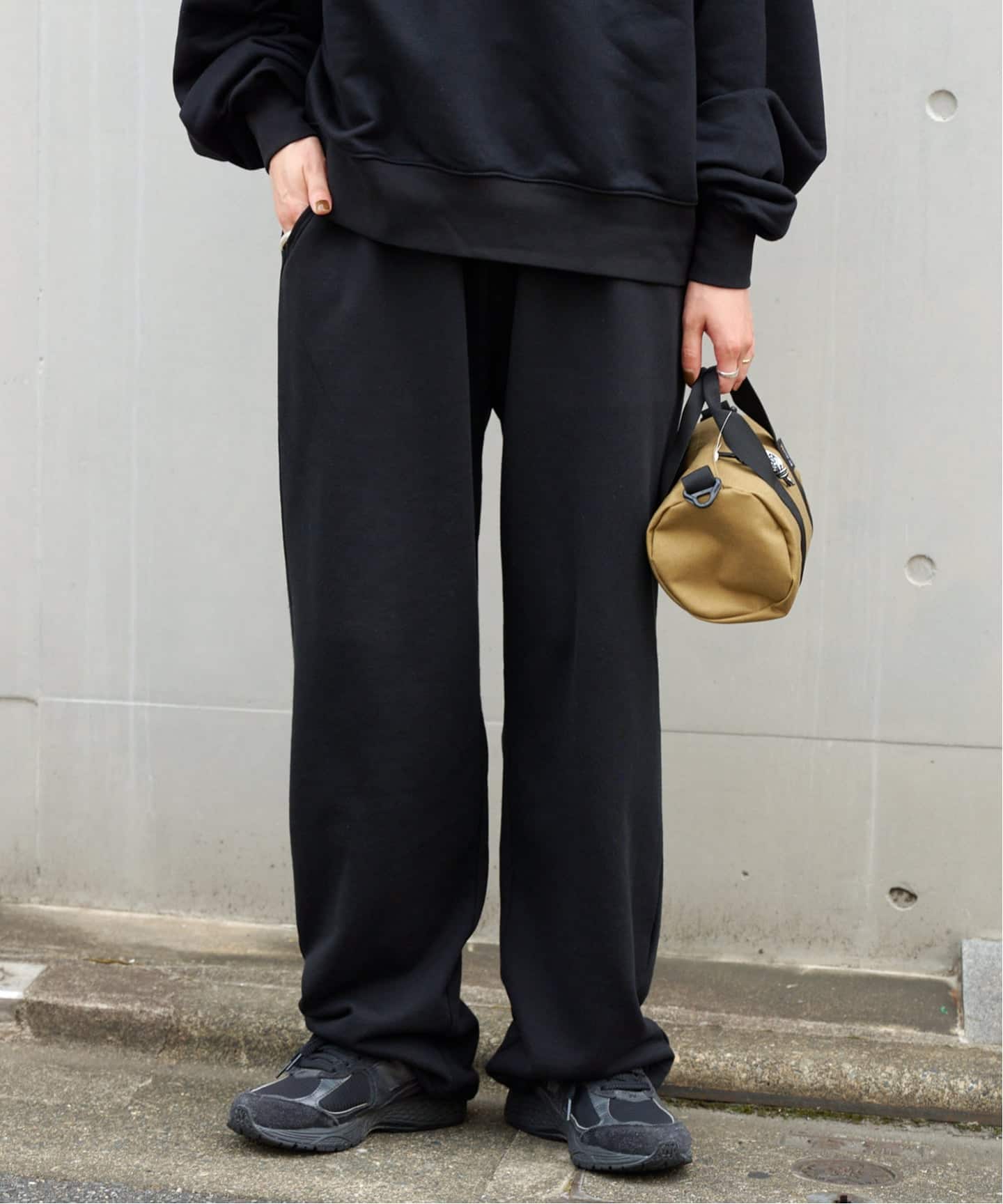 ≪予約≫シグネチャースウエットパンツ