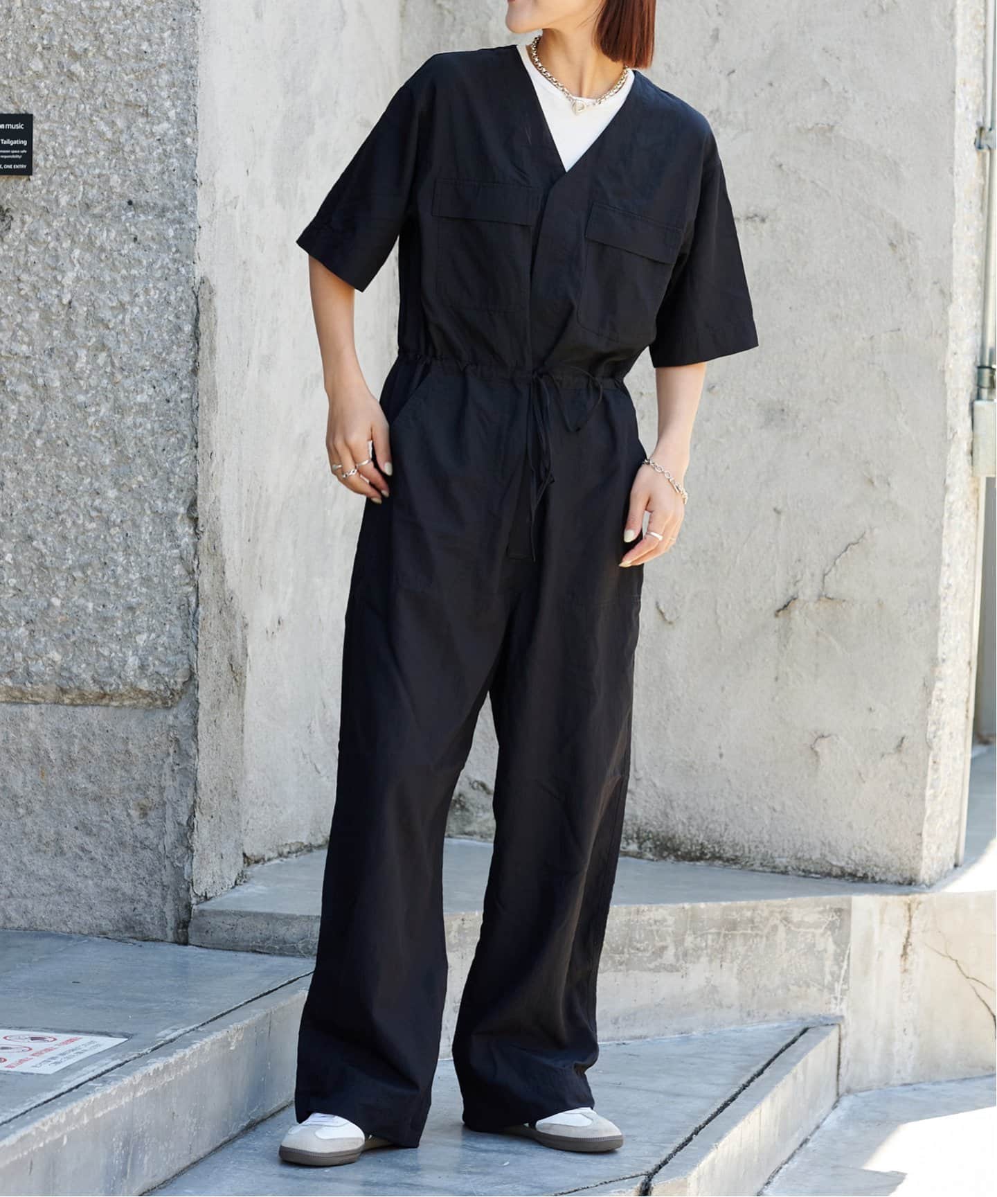 タグ付新品OUTDOOR PRODUCTS ダブルポケットVネックオールインワン OUTDOOR PRODUCTS Usual Things｜ダブルポケットVネック