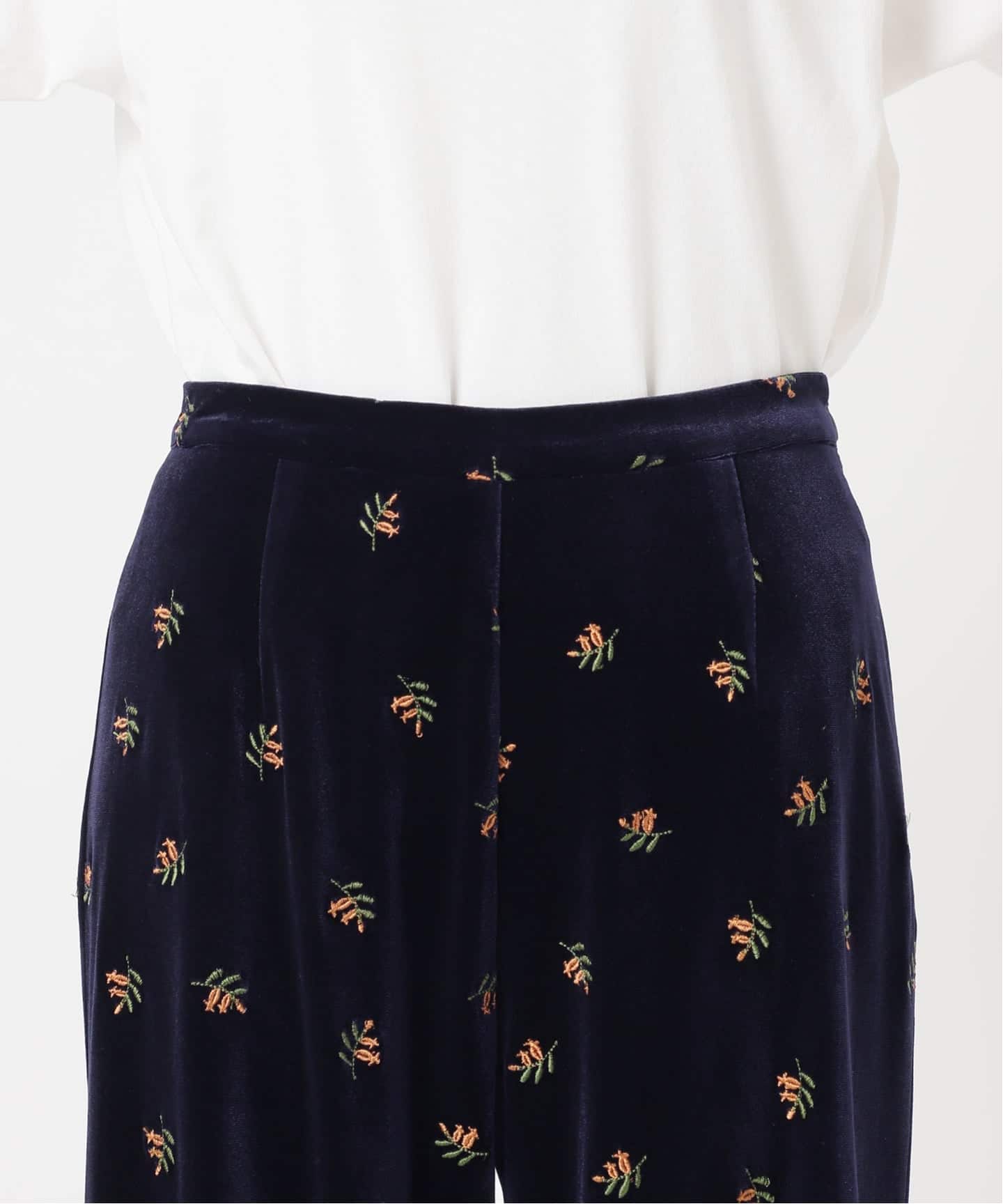 追加 刺繍ベロアフレアパンツ（スラックス）｜OUTDOOR PRODUCTS