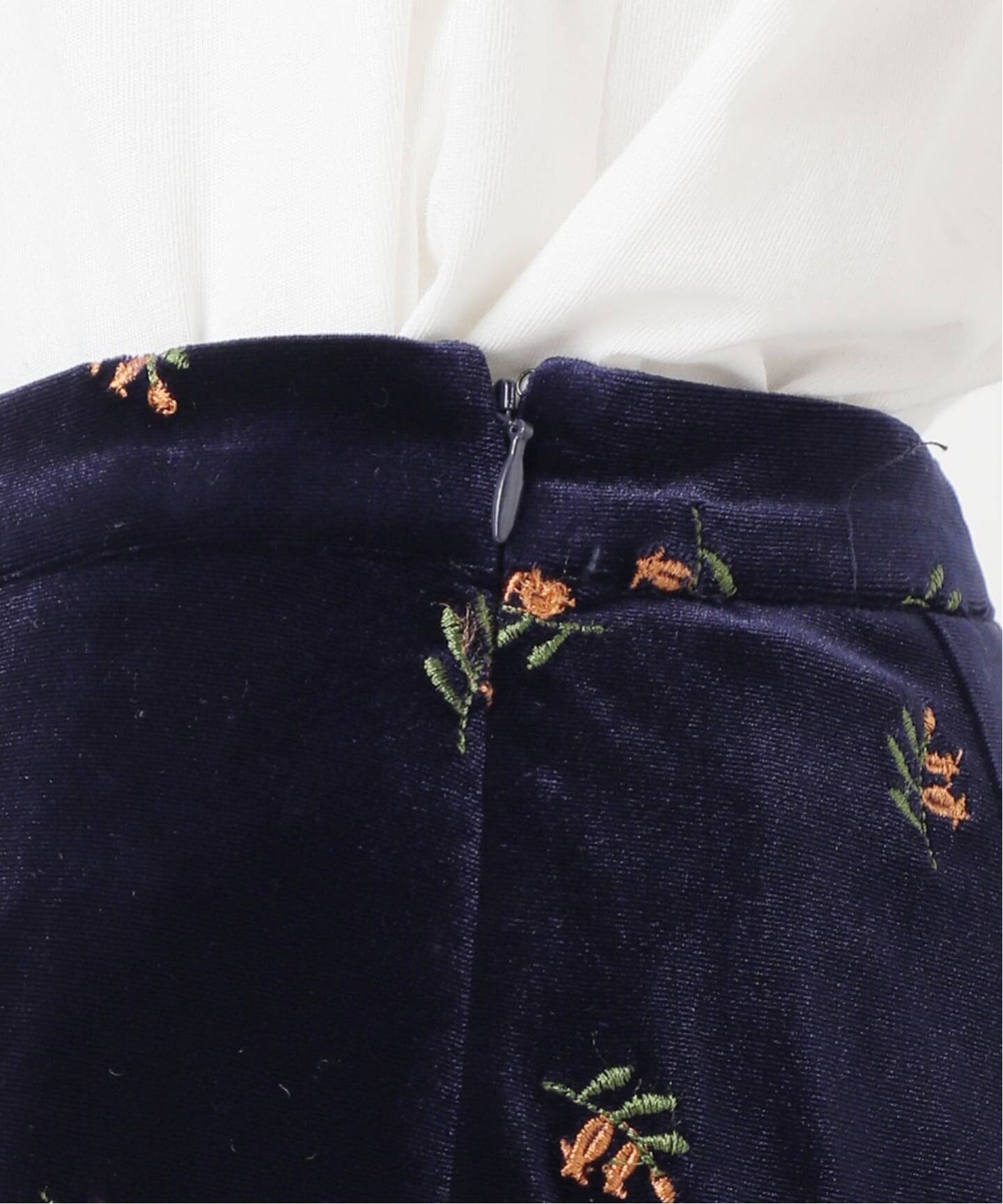 追加 刺繍ベロアフレアパンツ（スラックス）｜OUTDOOR PRODUCTS