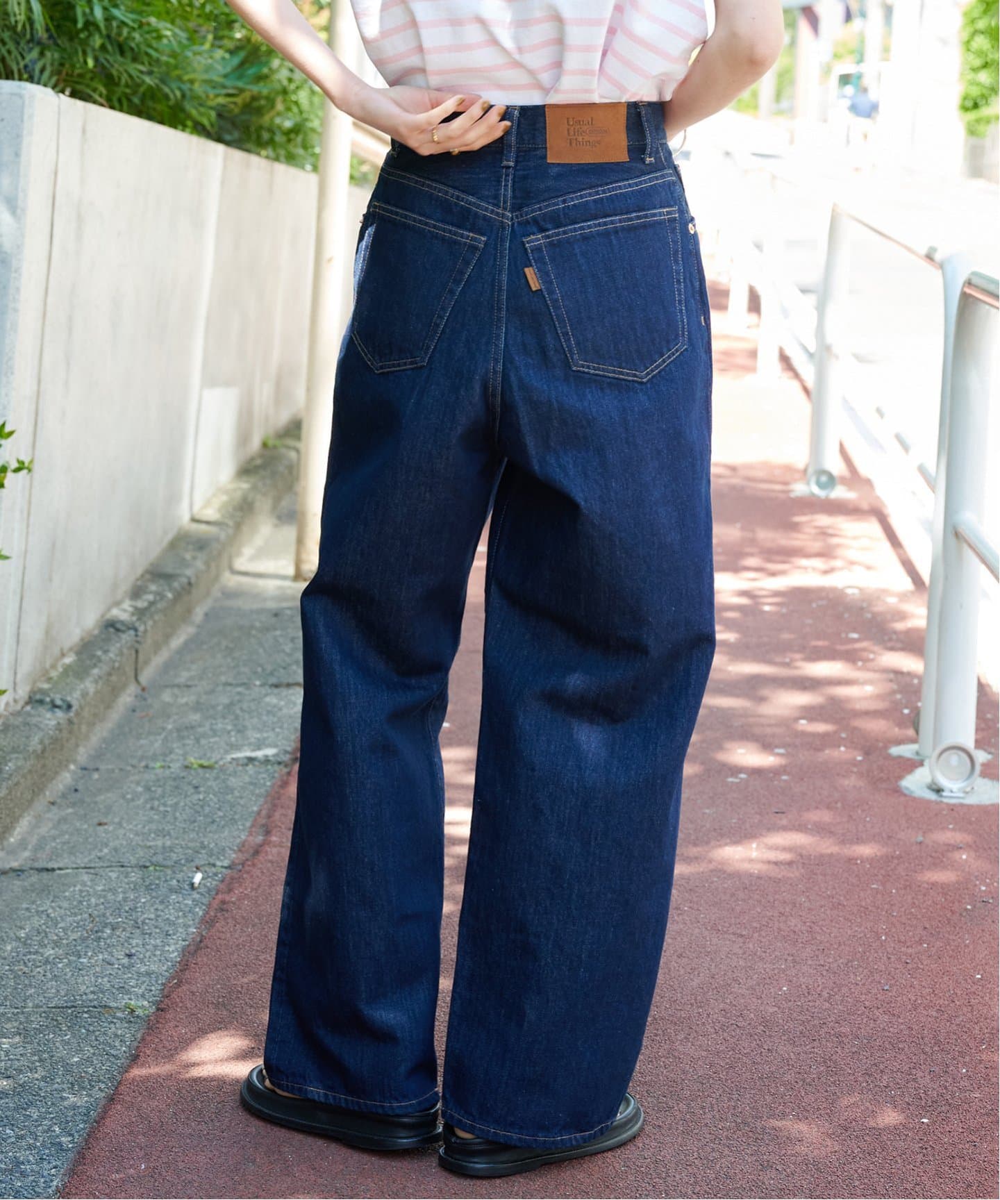 追加2 ULTライトデニムハイライズルーズ5PKT（デニムパンツ