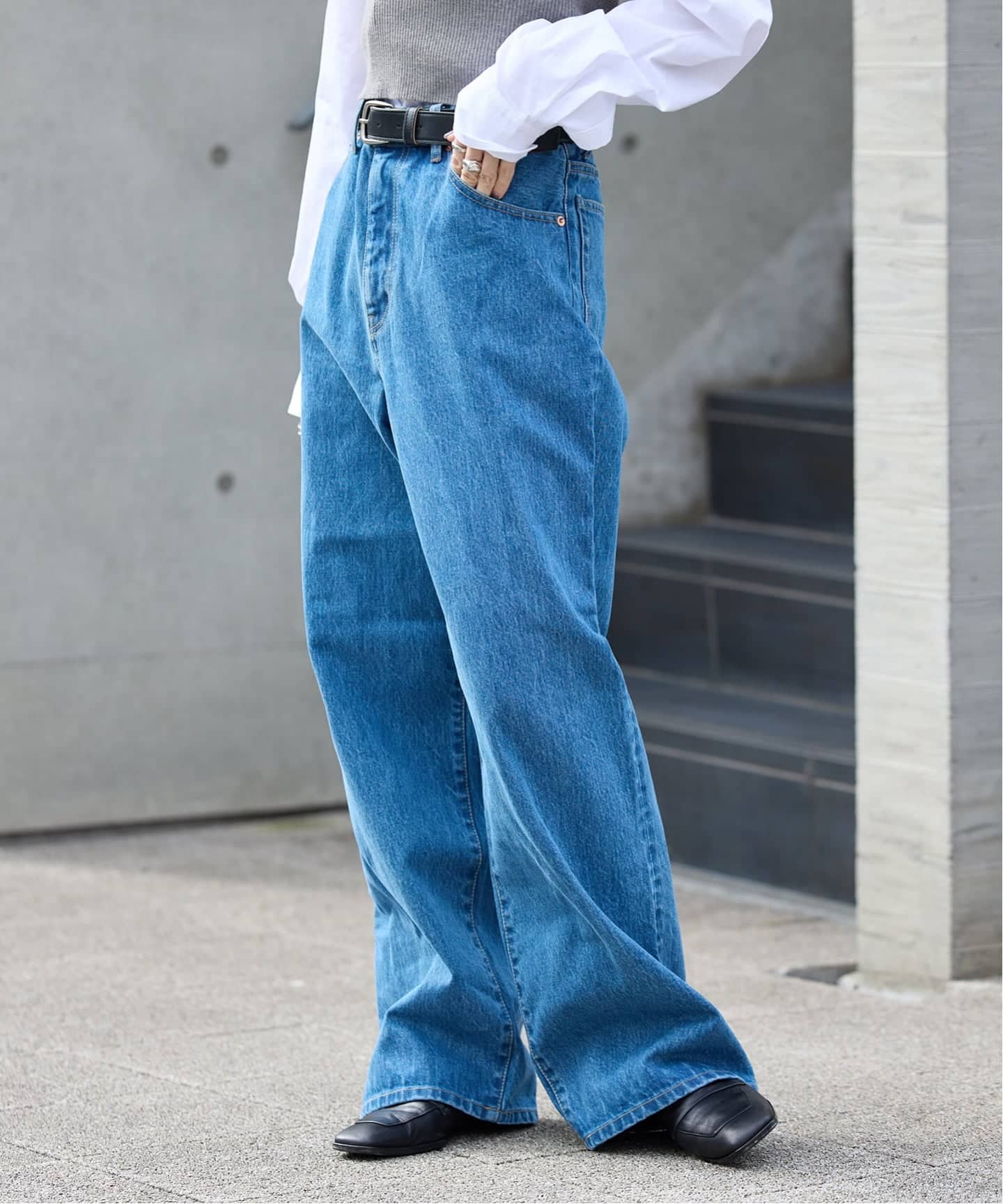 OUTDOORPRODUCTS ULデニムハイライズルーズ5PKT38 ULTデニムハイライズルーズ5PKT（デニムパンツ・ジーンズ