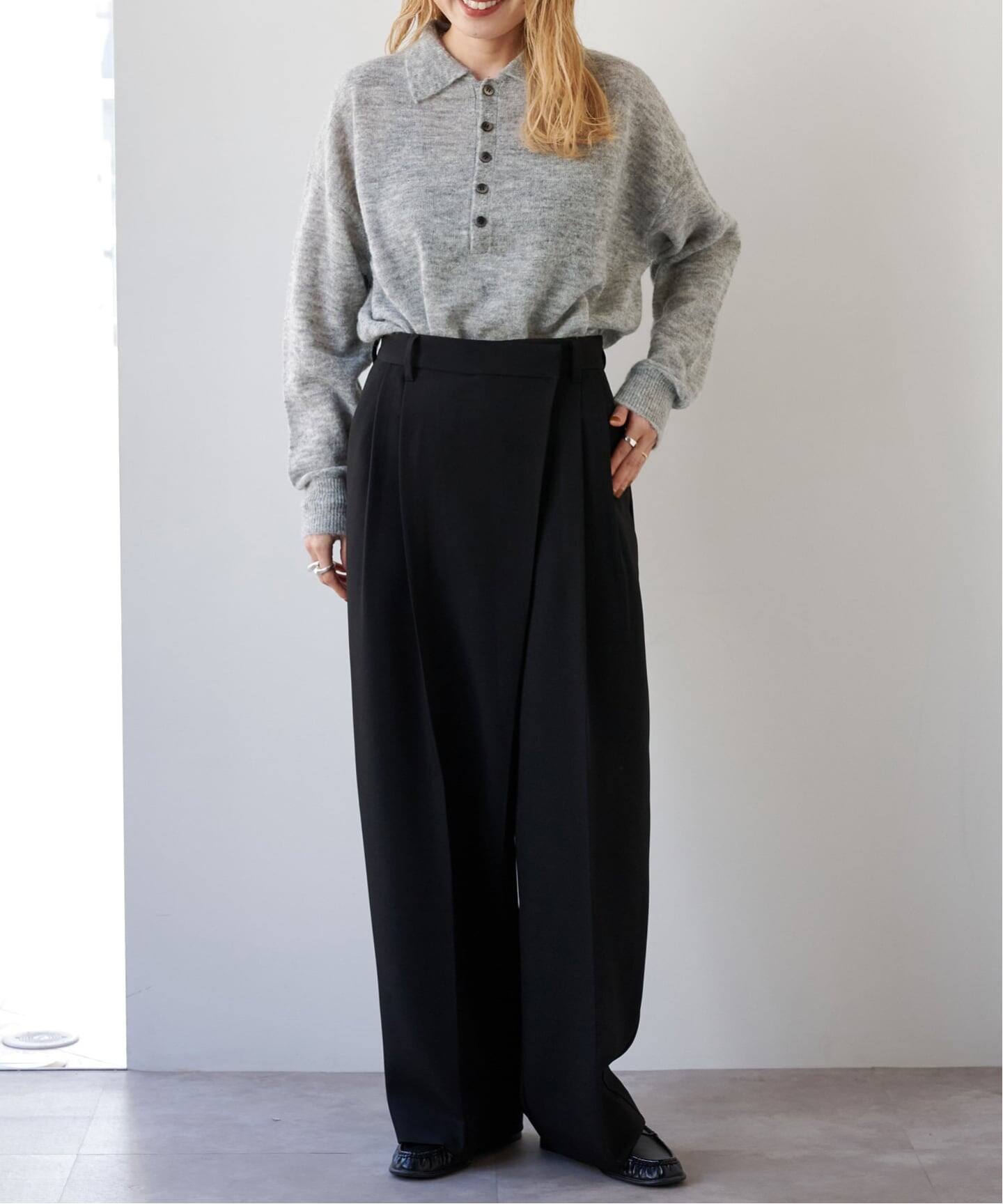 ツイルアシンメトリータックパンツ（スラックス）｜OUTDOOR PRODUCTS