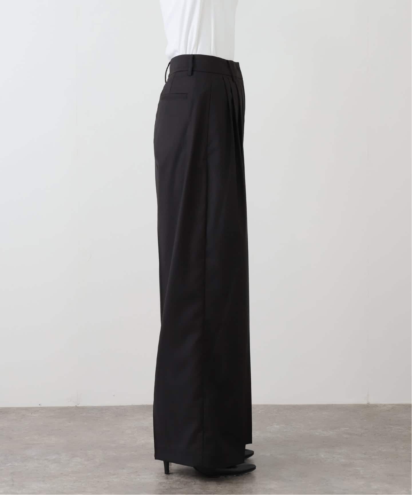 TODAYFUL Lightweight Tuck Trousers 12520704（スラックス）｜BOICE