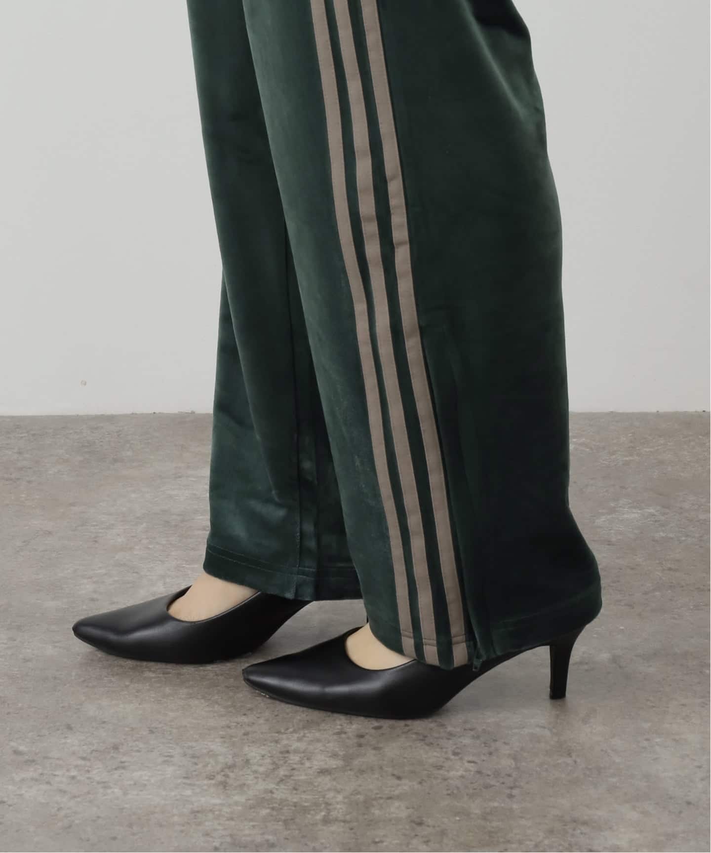 ADIDAS FB TP VELOUR CI147（ジャージ／トラックパンツ）｜BOICE FROM