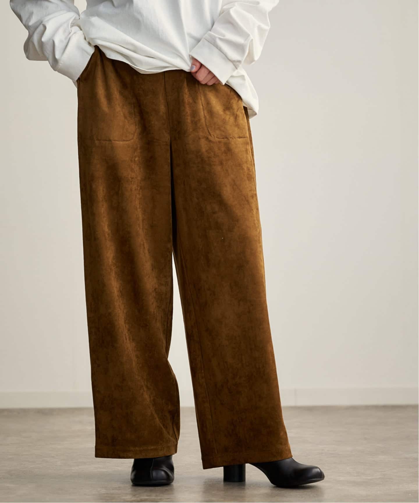 ETRE TOKYO フェイクスウェードリラクシーパンツ（スラックス）｜BOICE