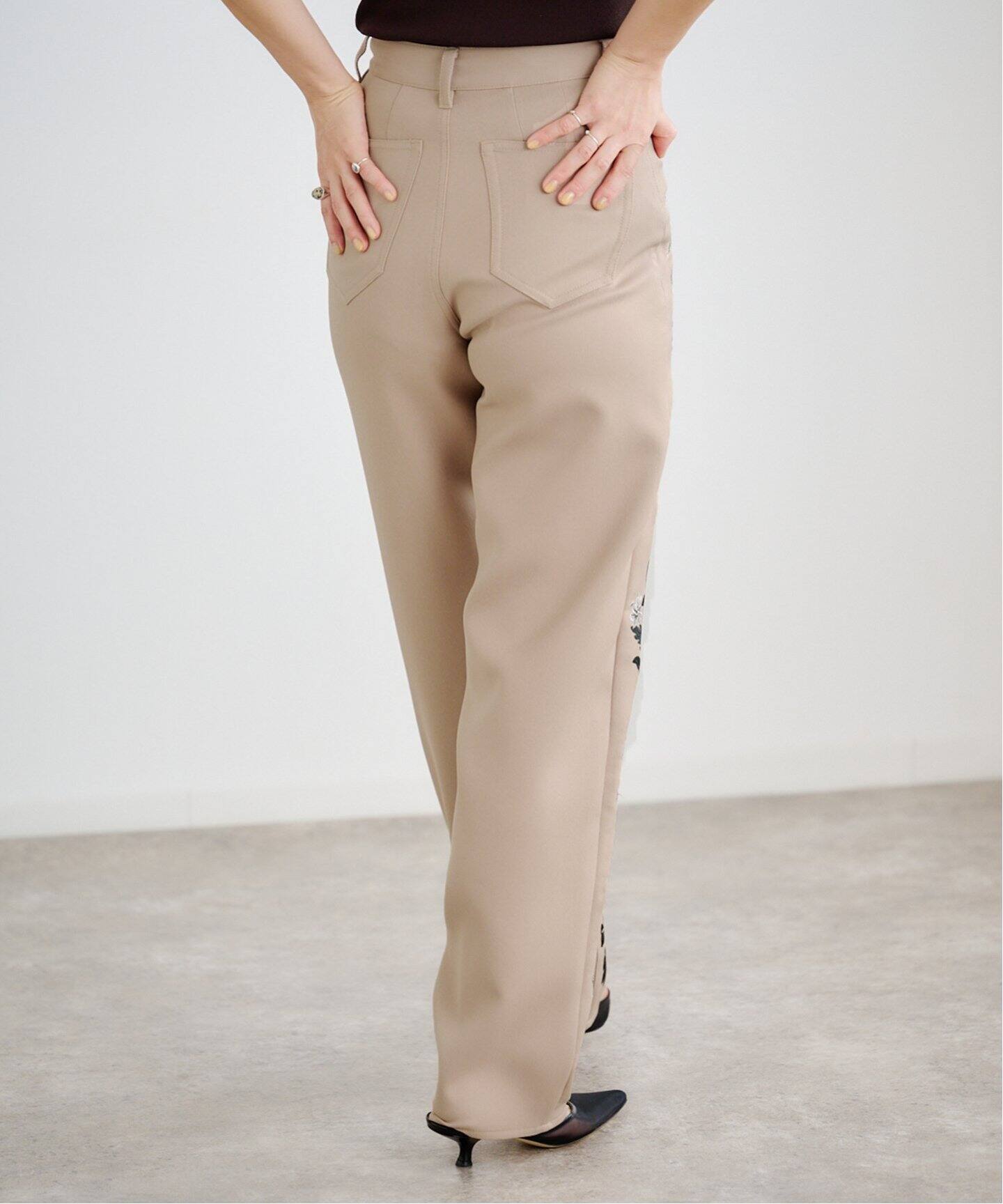 CLANE FLOWER EMBROIDERY PANTS（デニムパンツ・ジーンズ）｜BOICE 