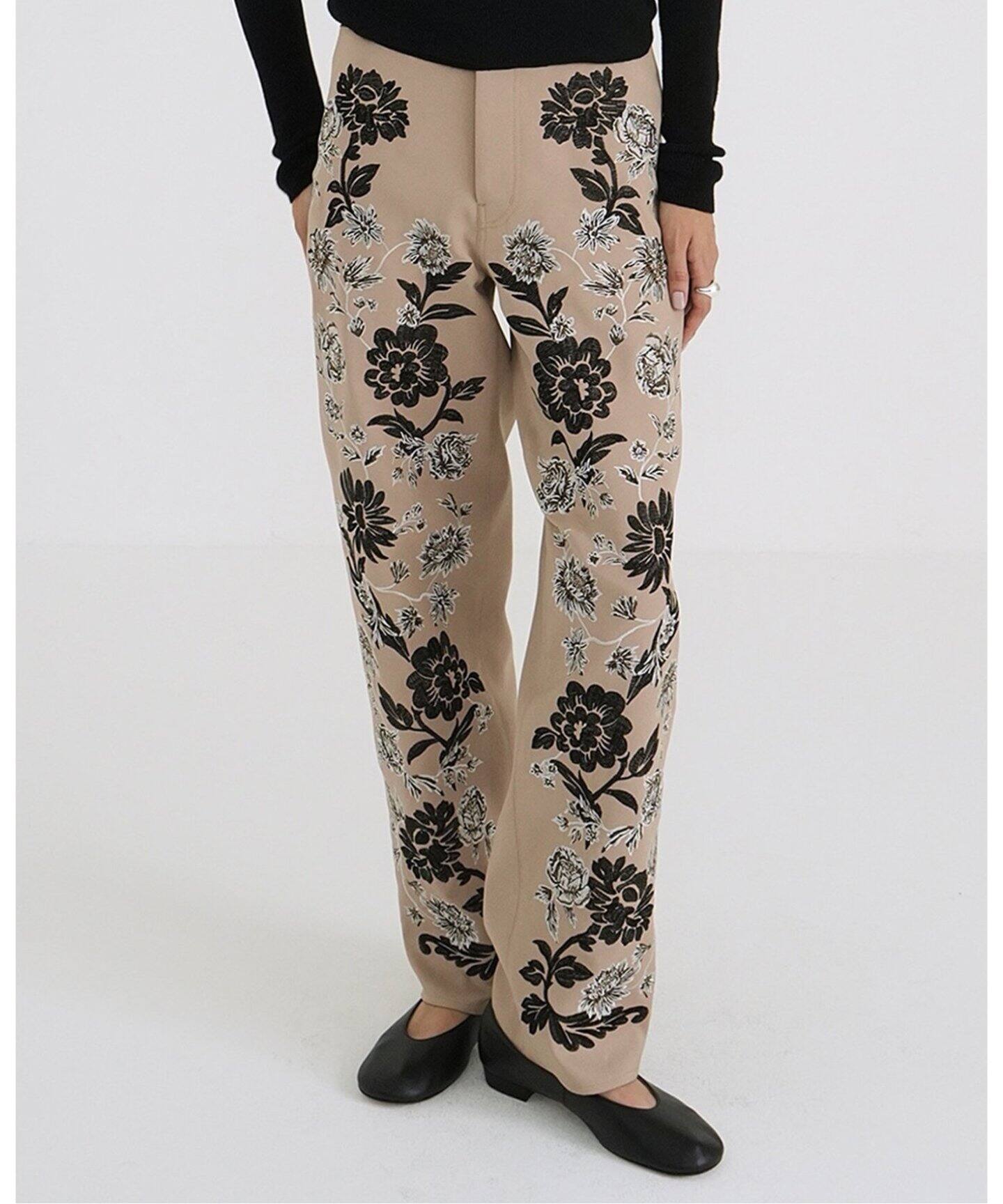 CLANE FLOWER EMBROIDERY PANTS（デニムパンツ・ジーンズ）｜BOICE 