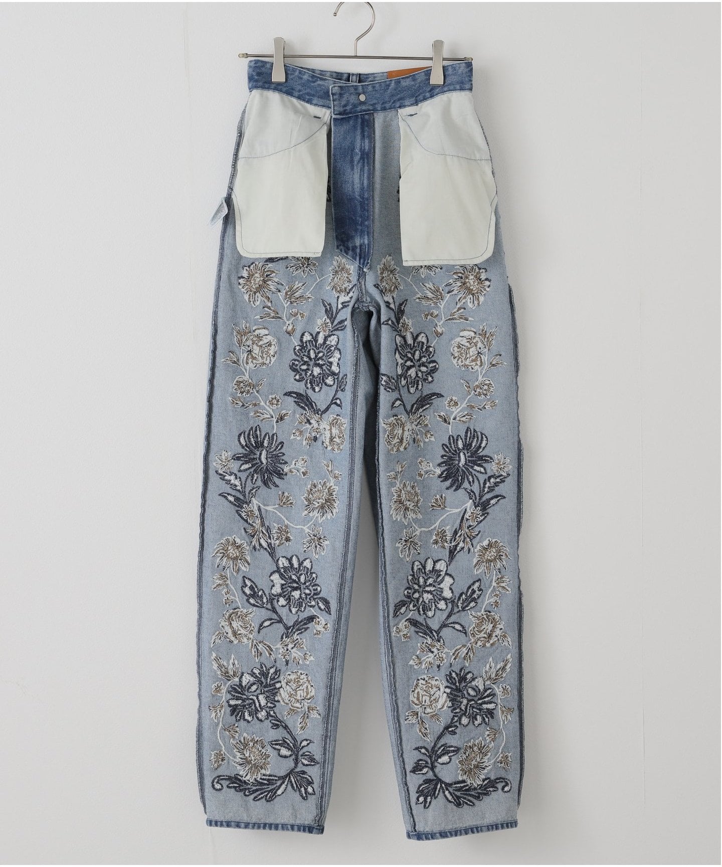 CLANE FLOWER EMBROIDERY PANTS（デニムパンツ・ジーンズ
