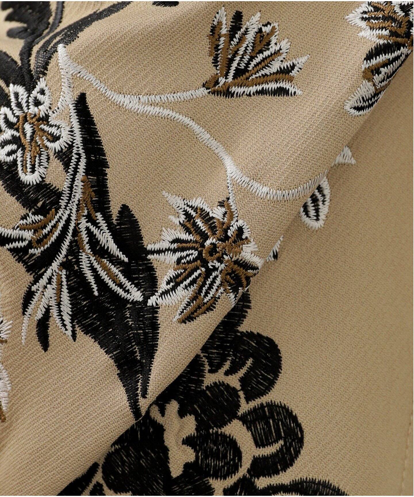 CLANE FLOWER EMBROIDERY PANTS（デニムパンツ・ジーンズ）｜BOICE 