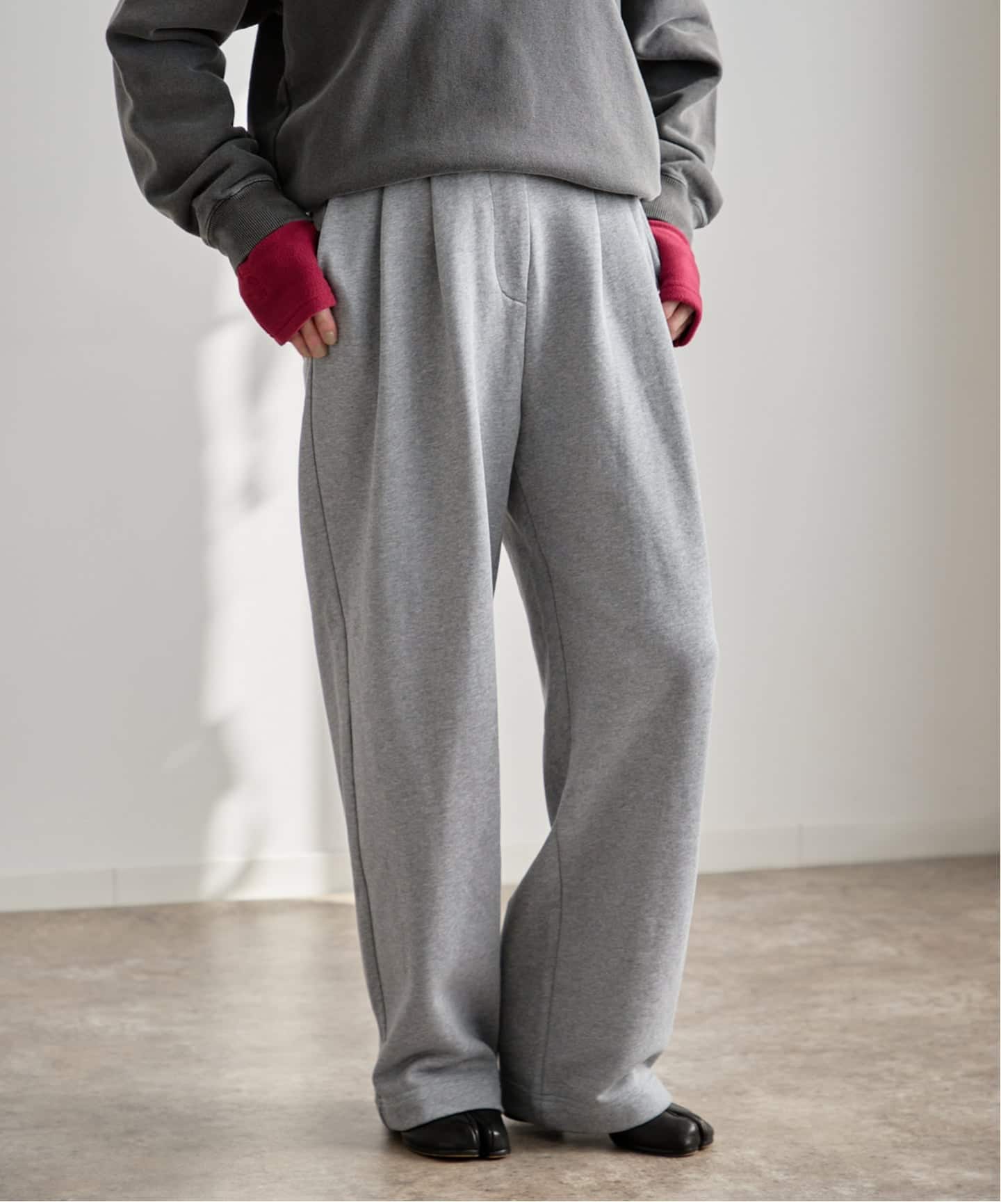 CLANE TWO TUCK SWEAT PANTS（スウェットパンツ）｜BOICE FROM