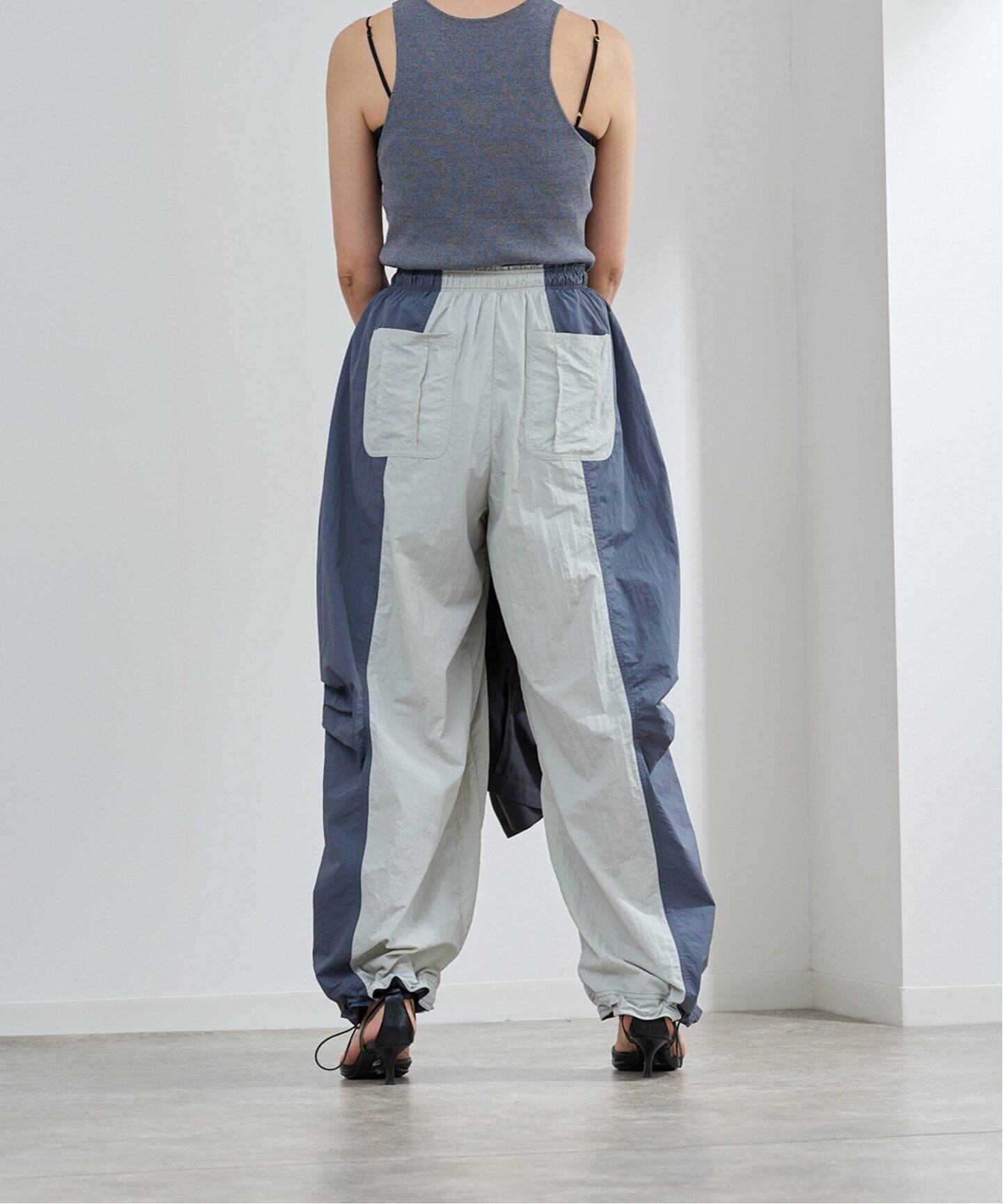 anuke Bicolor Parachute Pants（ジャージ／トラックパンツ）｜BOICE