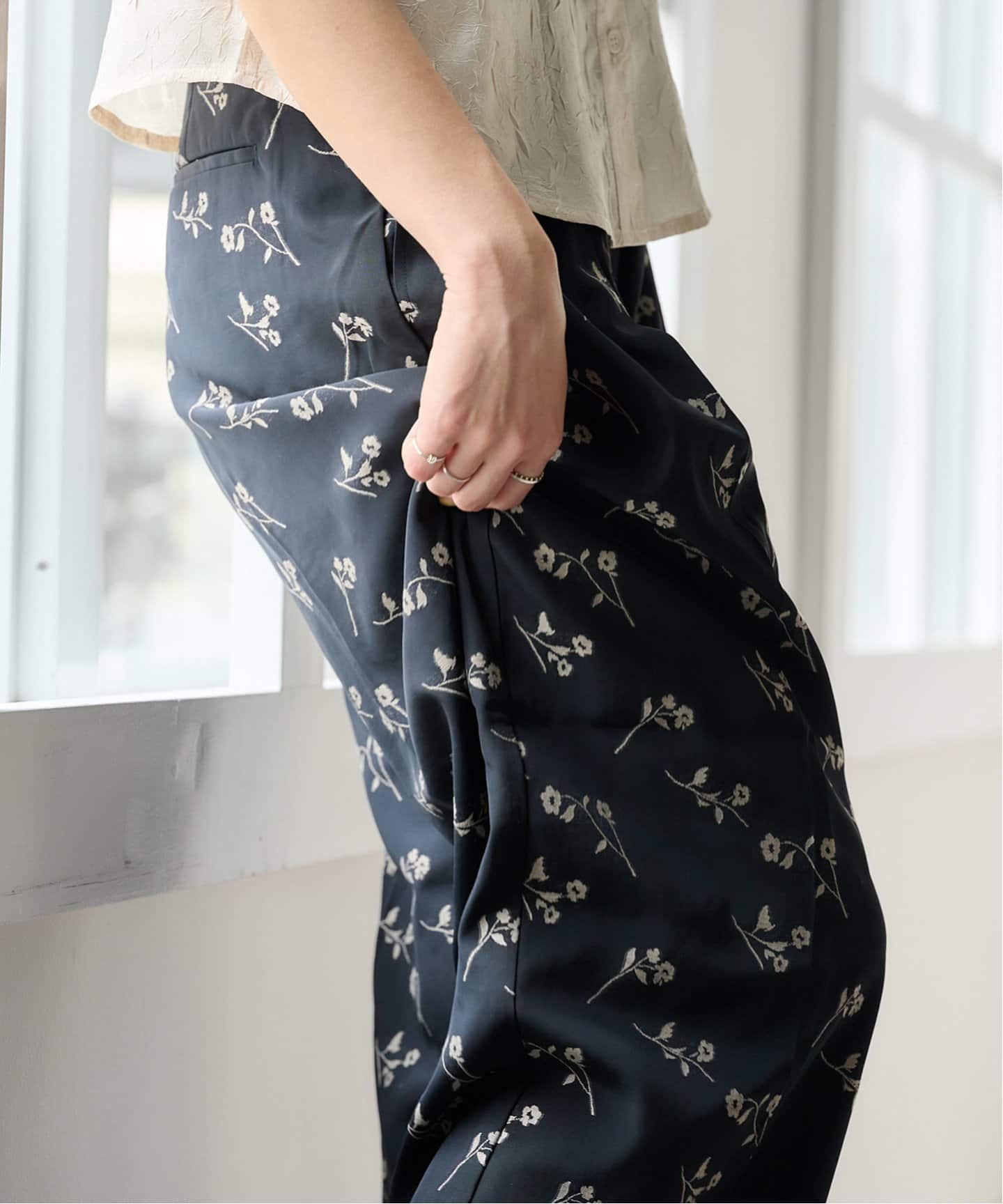 anuke Flower Jacquard Pants 62510717（スラックス）｜BOICE