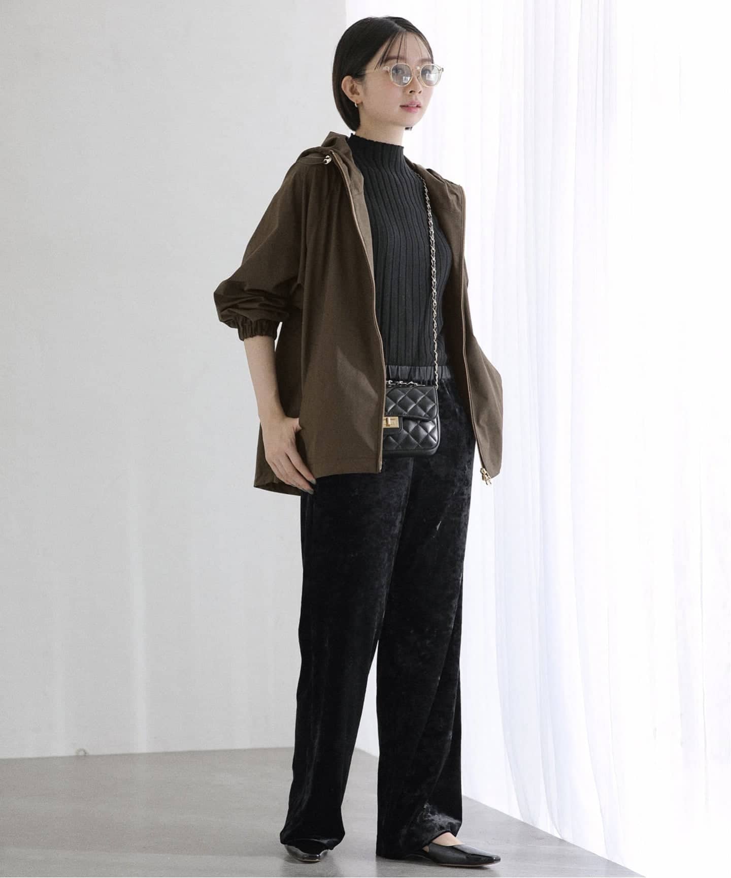 ベロアイージーパンツ（その他パンツ）｜La Totalite（ラ トータリテ