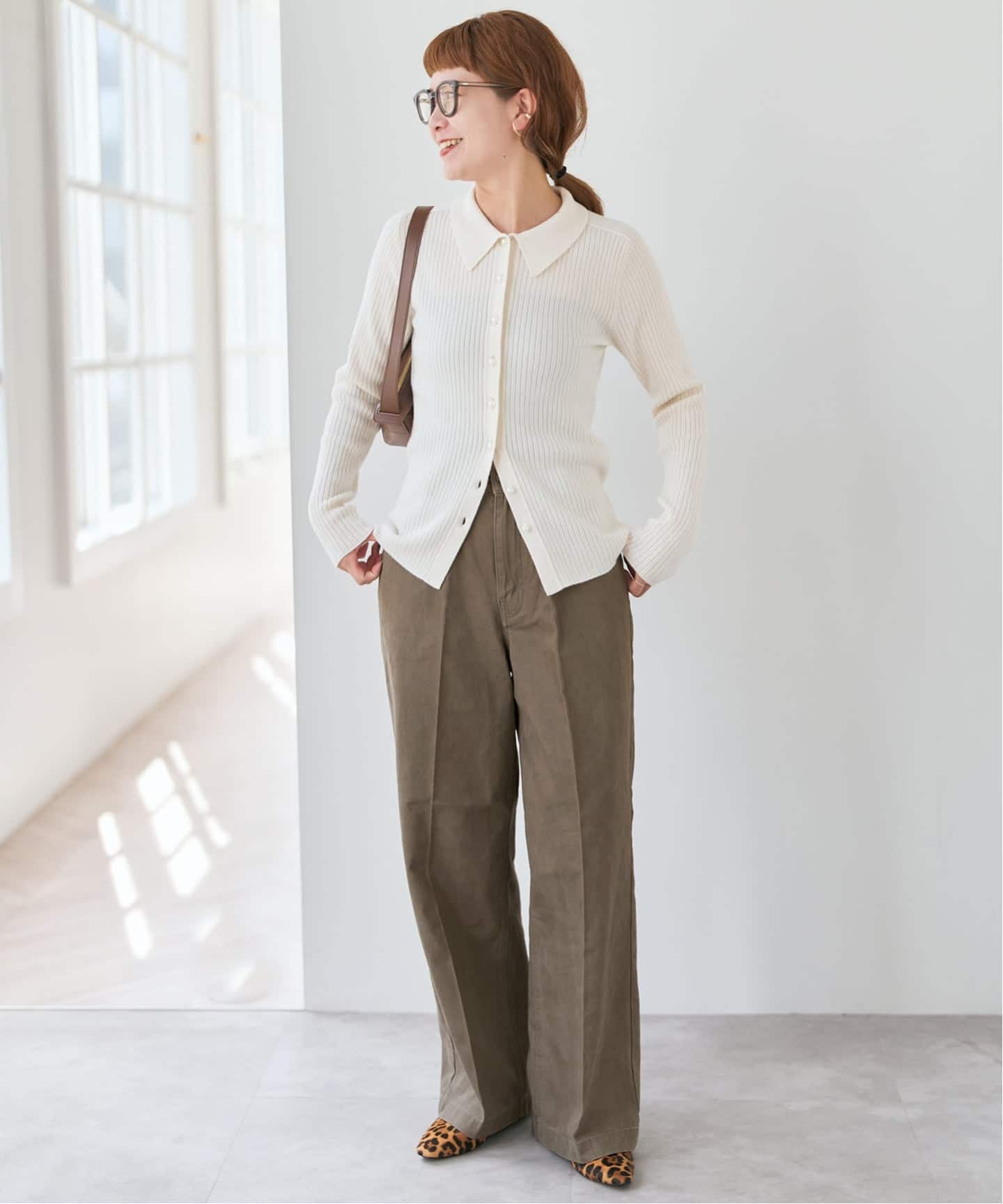 予約》バックギャザーチノ（チノパンツ）｜Spick and Span