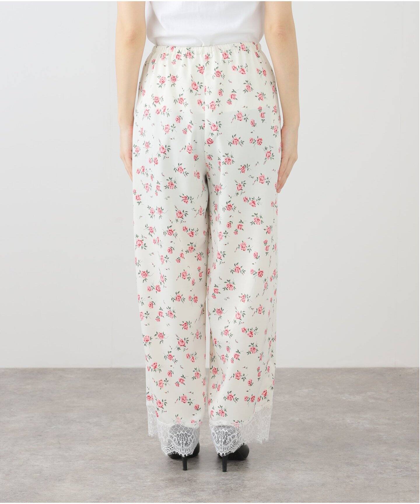 ローズプリントサテンイージーパンツ（その他パンツ）｜Spick and Span