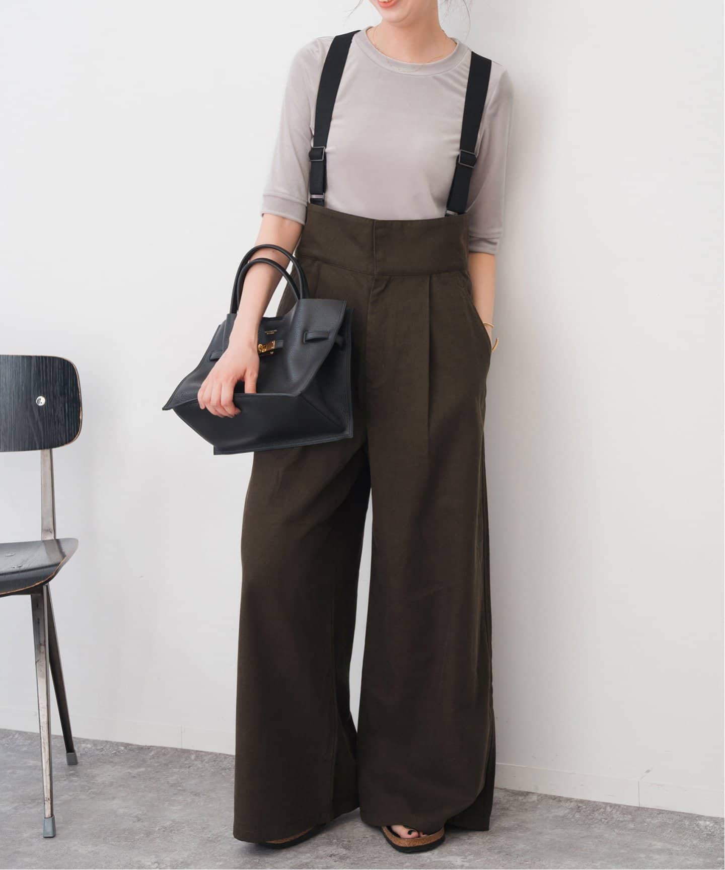 サスペンダー付きピーチツイルタックパンツ（その他パンツ）｜Spick