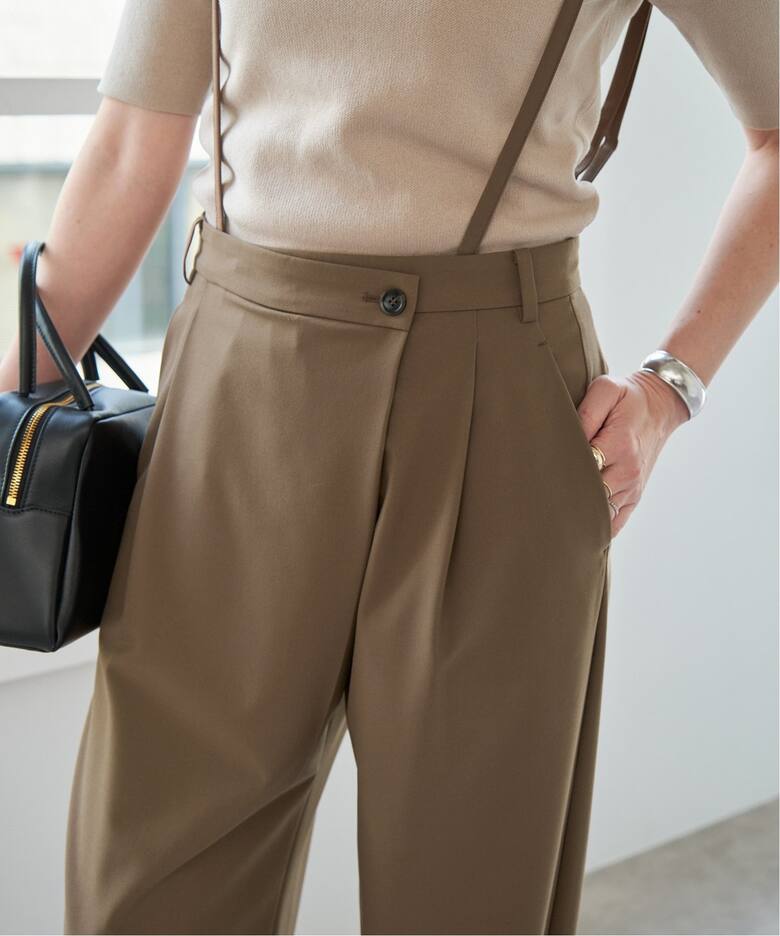 サスペンダー付きアシンメトリータックパンツ（スラックス）｜Spick 