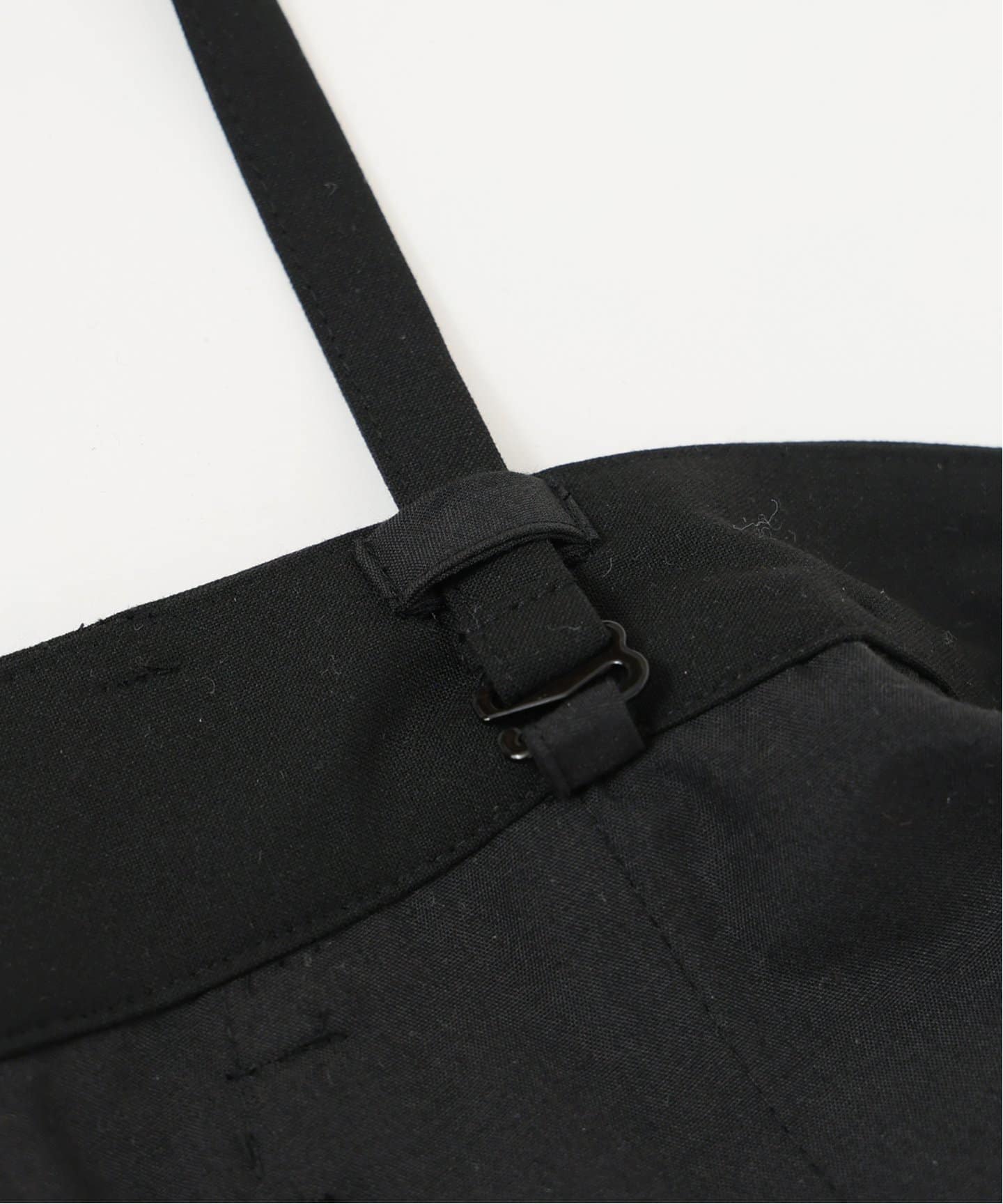 サスペンダー付きアシンメトリータックパンツ（スラックス）｜Spick