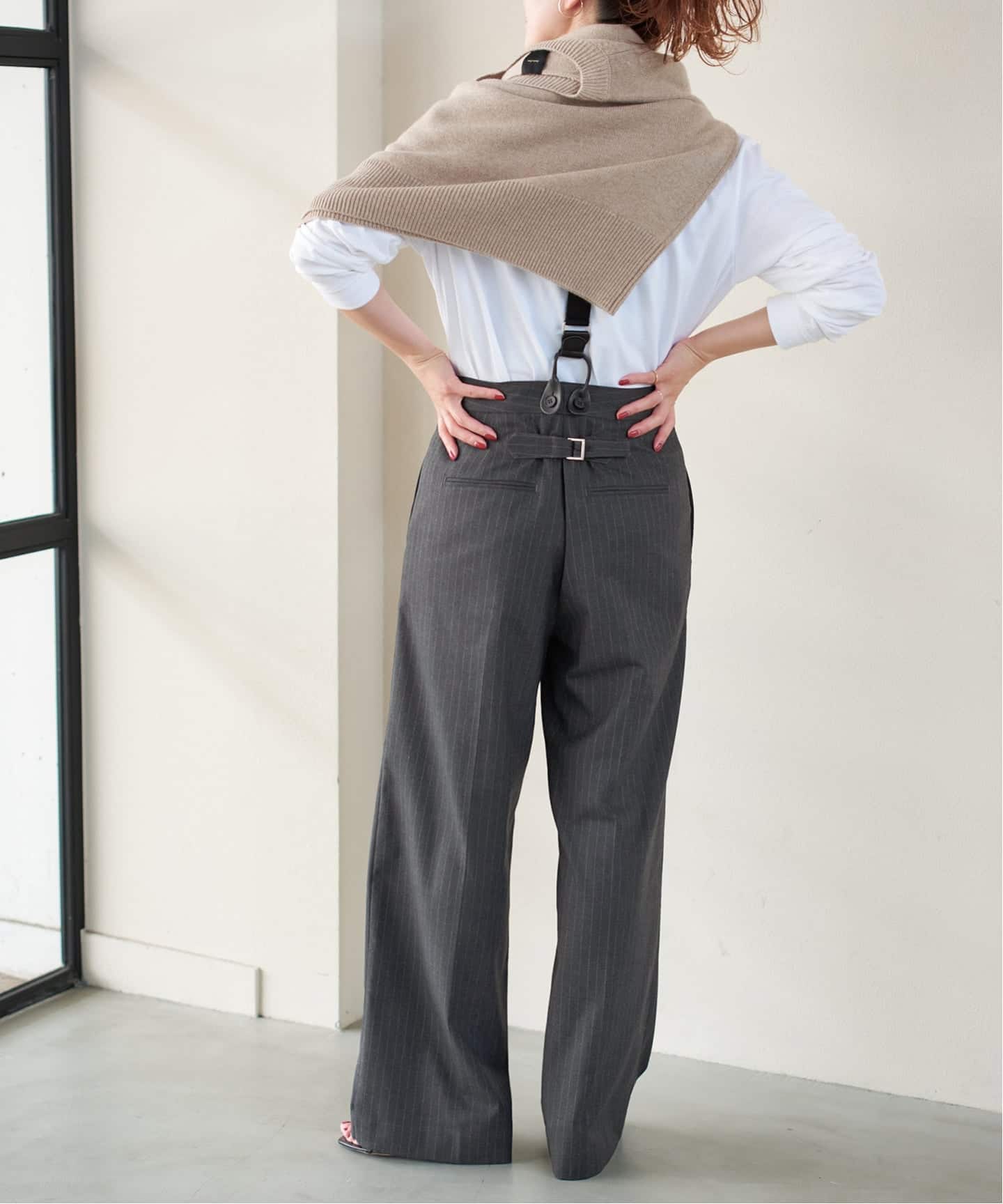 サスペンダー付きワイドストレートパンツ（その他パンツ
