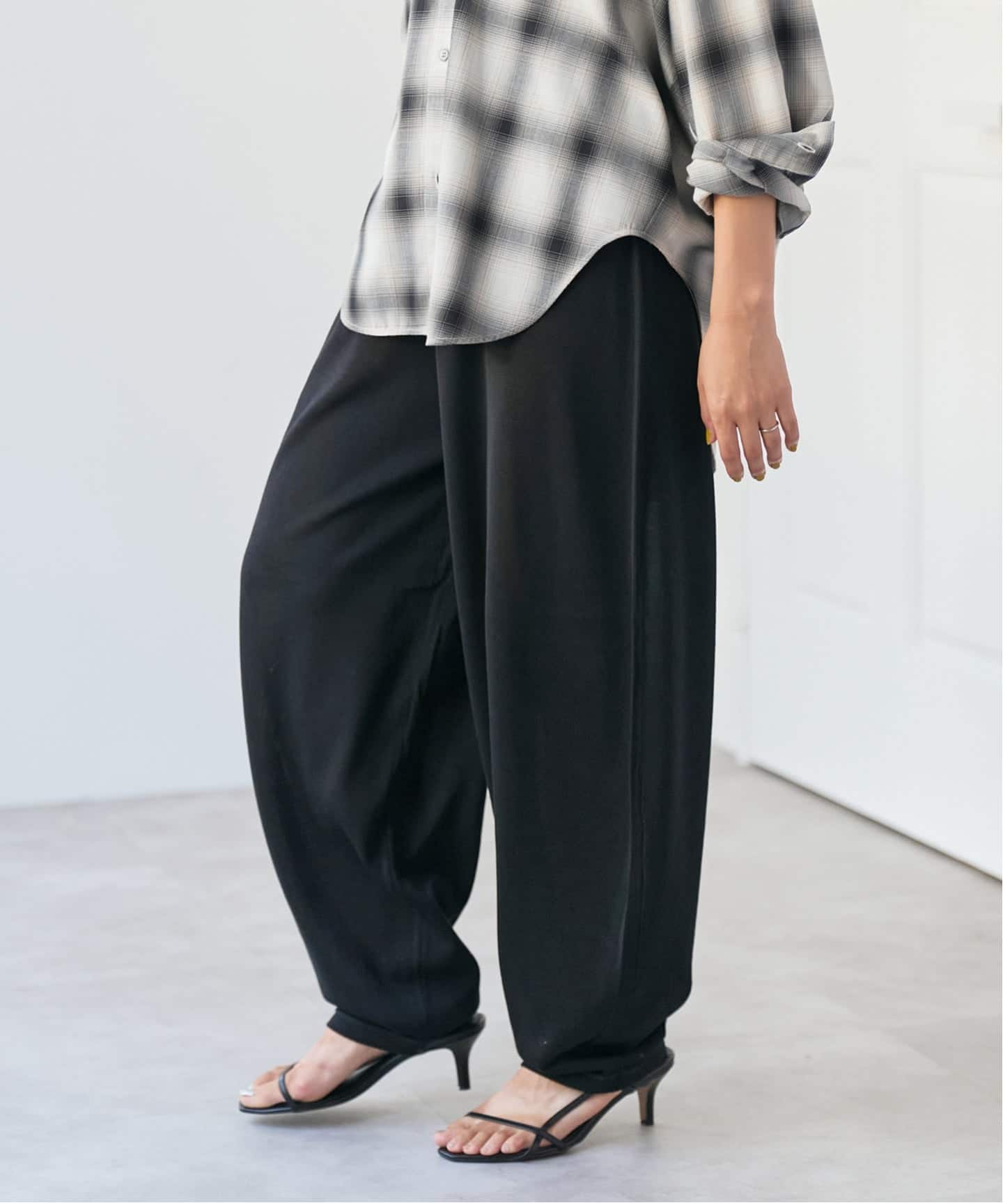 ニットカーブパンツ