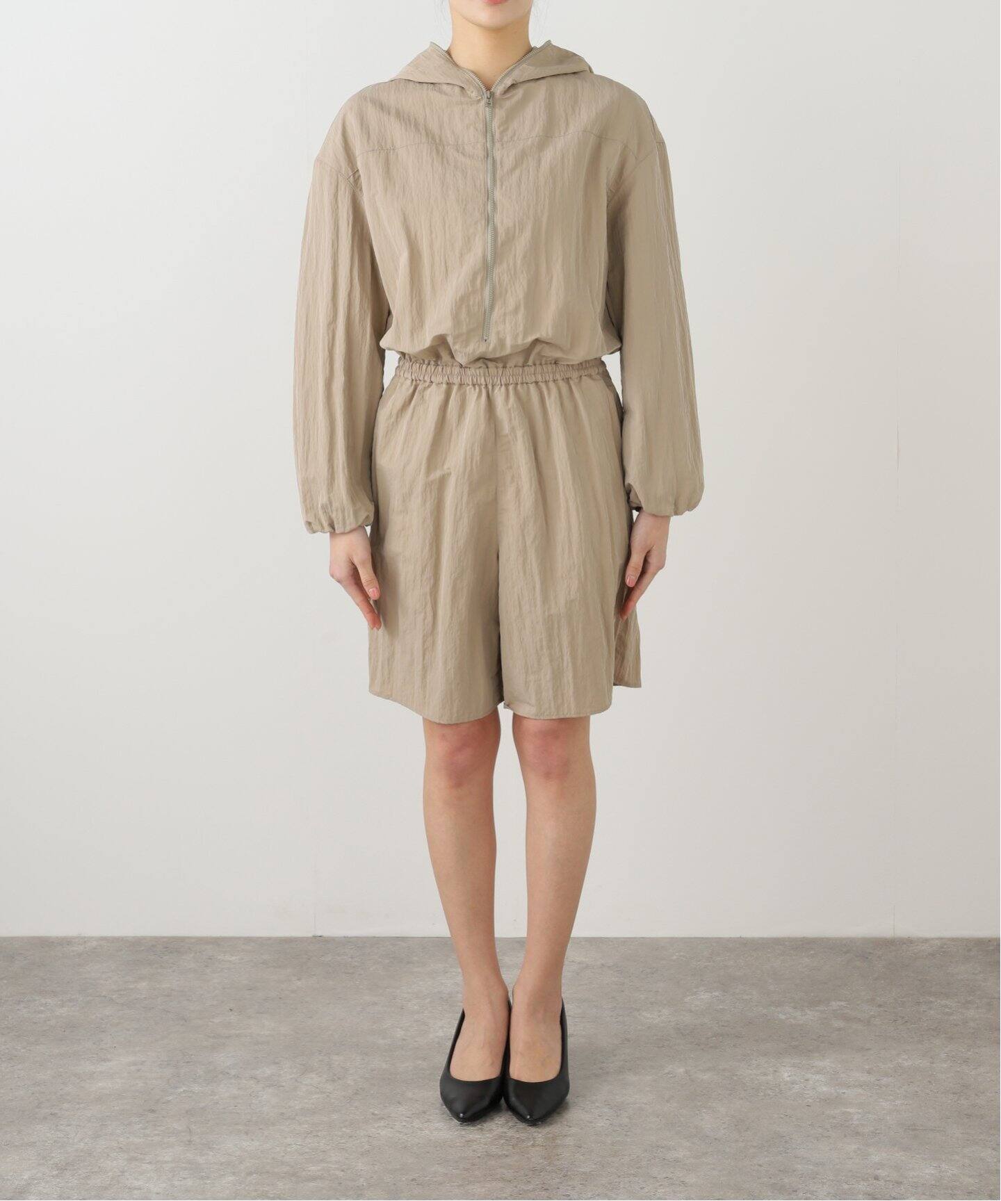 SPICK&SPAN サテンジャンプスーツ オールインワン ベージュ 38 美品 