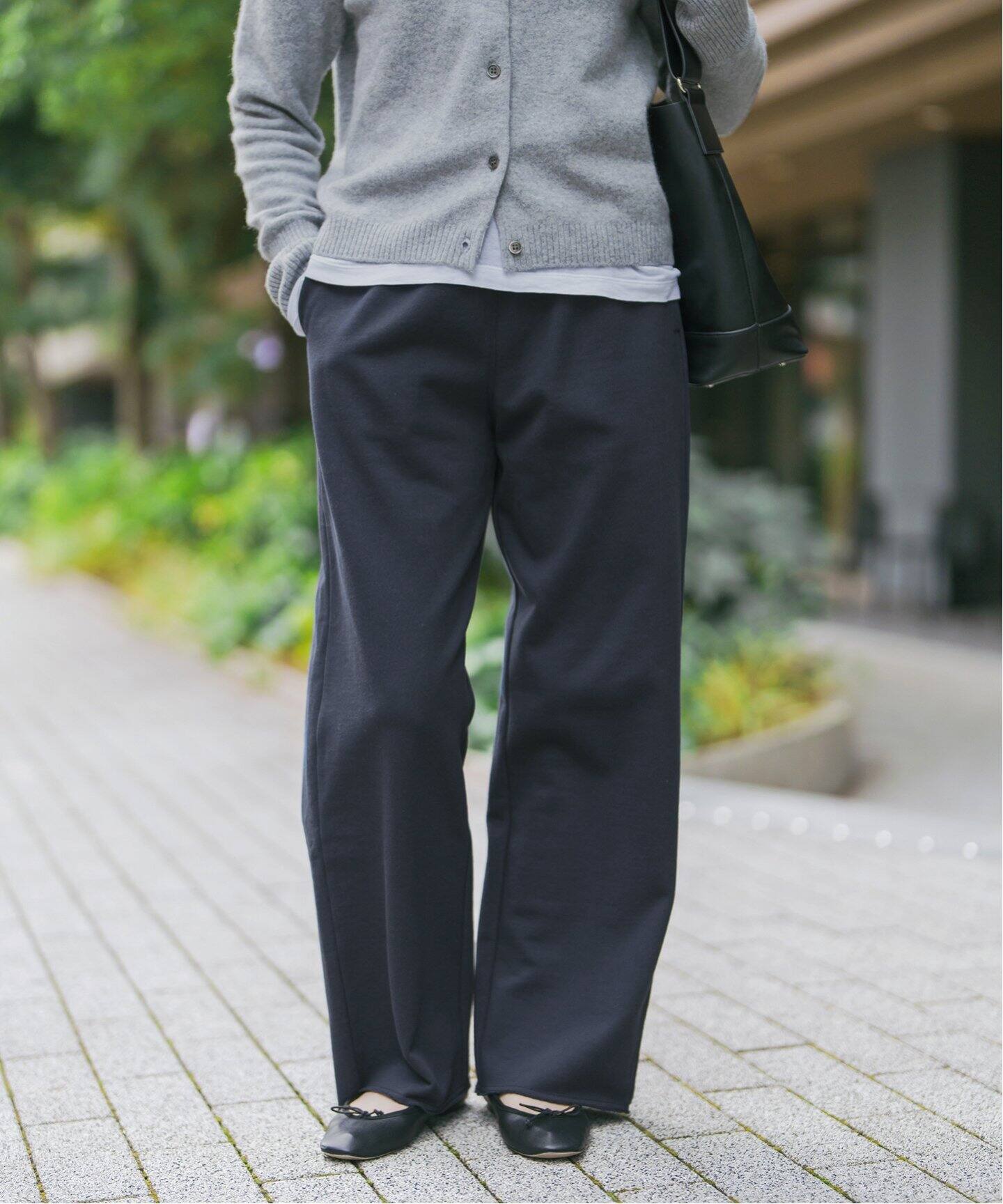 本日限定】タグ付　Spick and Span　イージーストレートパンツ　38 WEB限定追加》ドットプリントイージーストレートパンツ