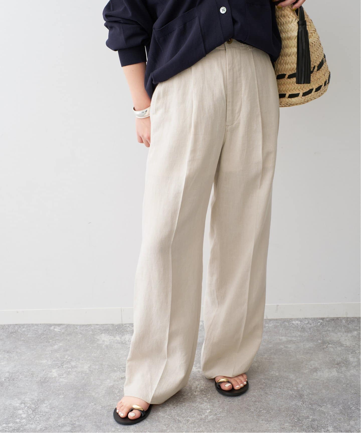Spick and Spanラミー1タックパンツ　スピック＆スパン　36 ハイブリッドラミー1タックパンツ（その他パンツ）｜Spick and
