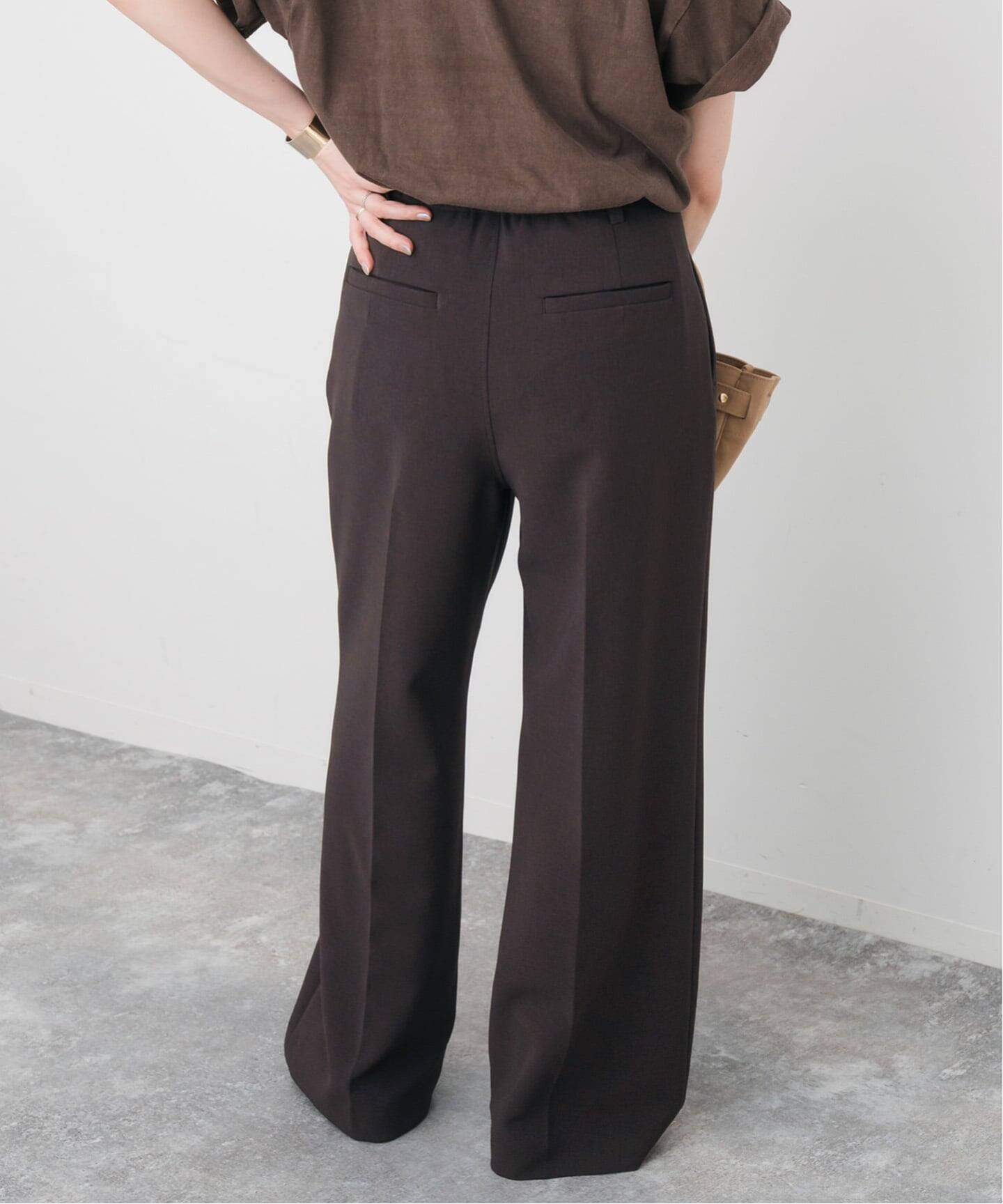 【新品】Spick&Span ハイブリットラミー1タックパンツ ブラウン34 Spick and Span ハイブリッドラミー1タックパンツ ブラウン 34